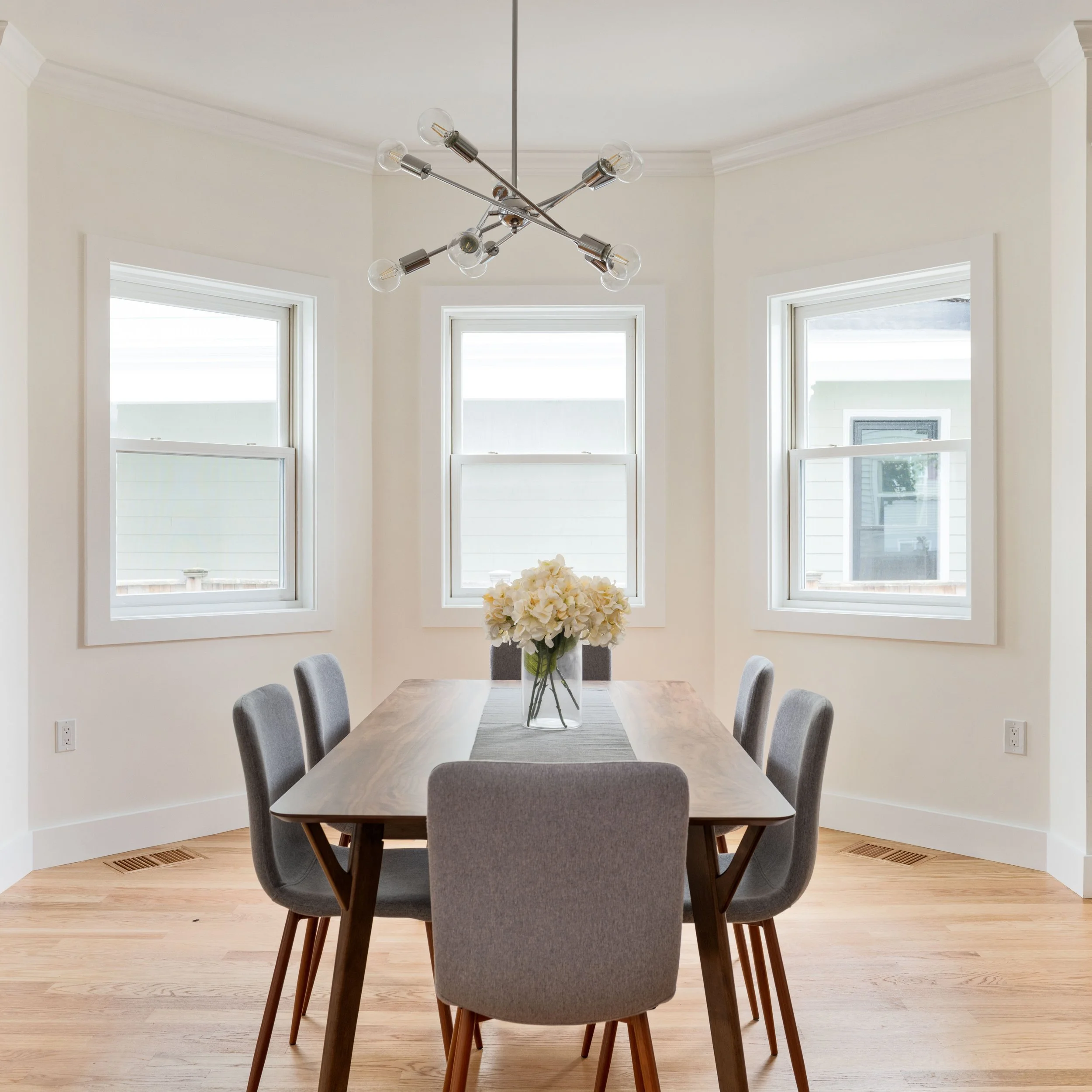 Dining Area-3 (1).jpg