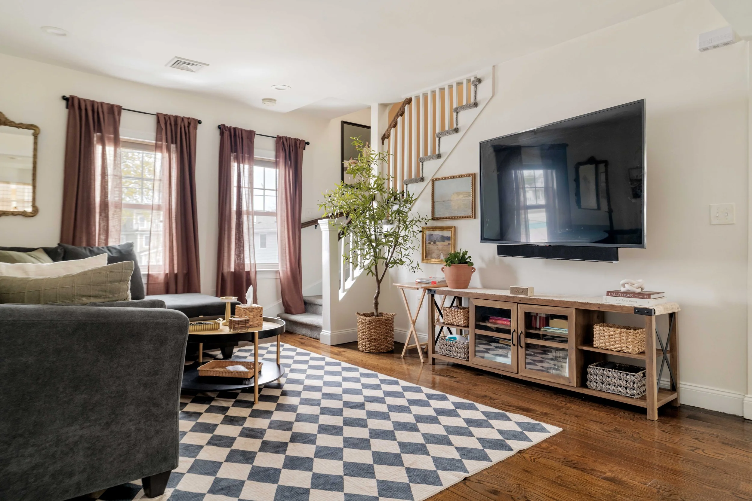 Living Room-08919.jpg