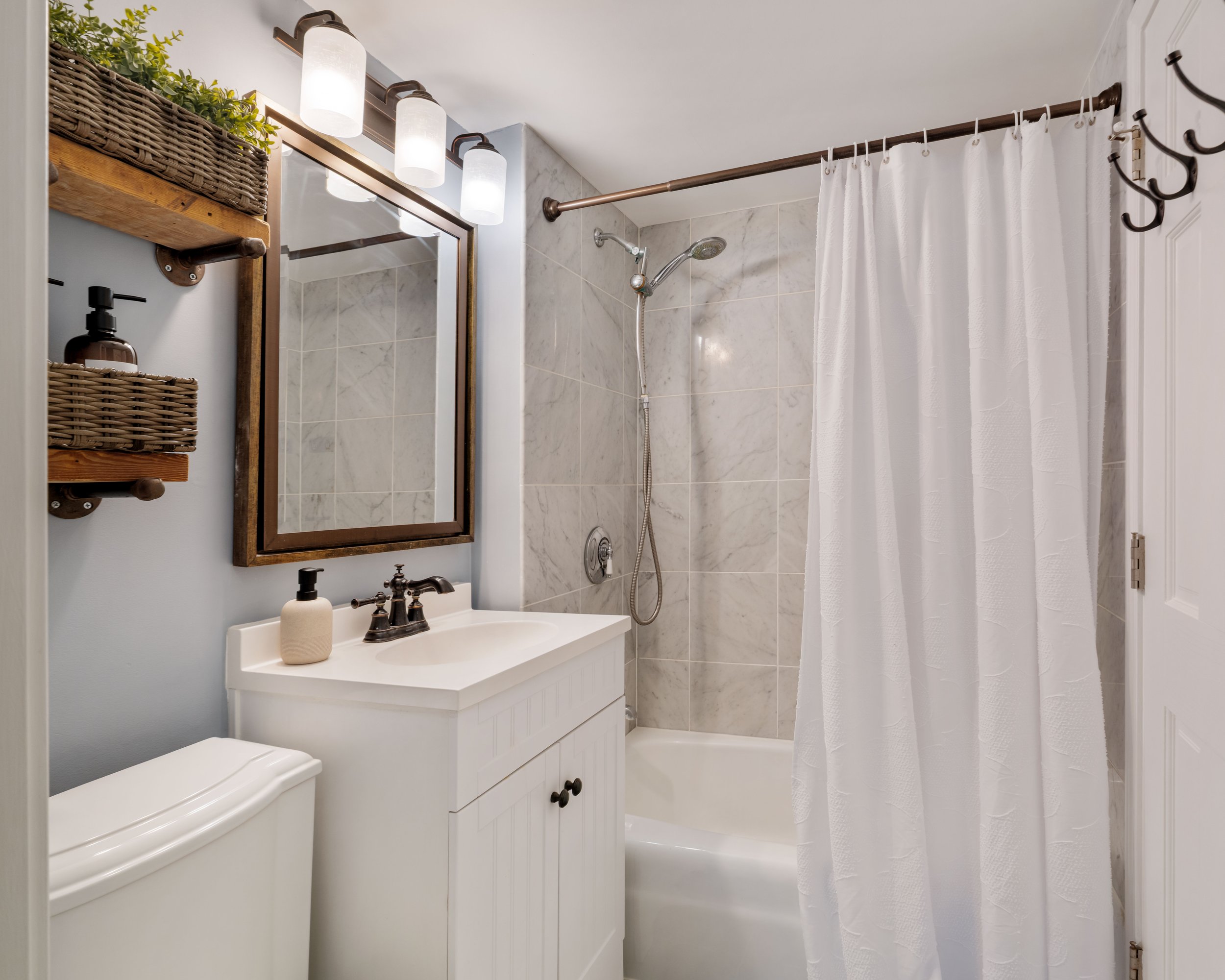 Primary Bed & Bath_-04613.jpg