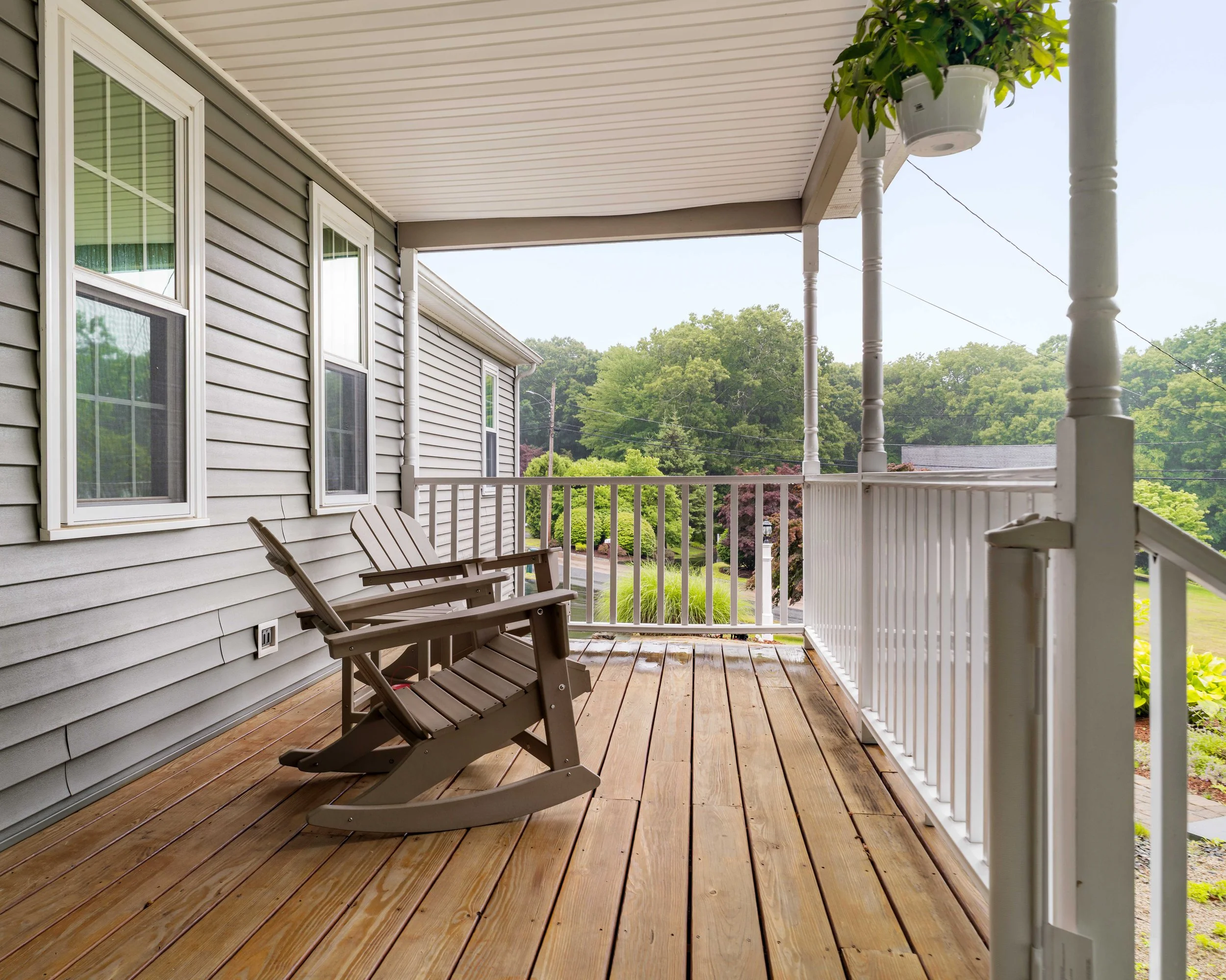 Porch-06351.jpg