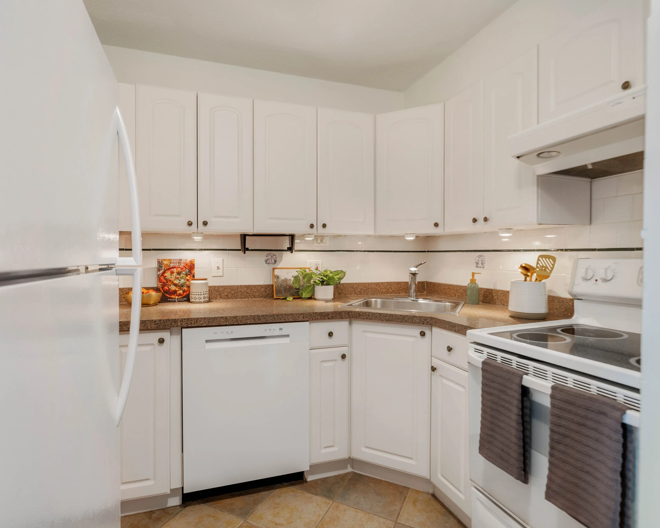 Kitchen-07065.jpg
