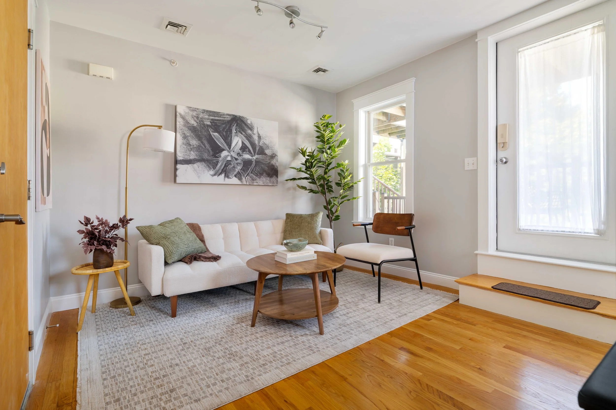 Living Room-00767.jpg