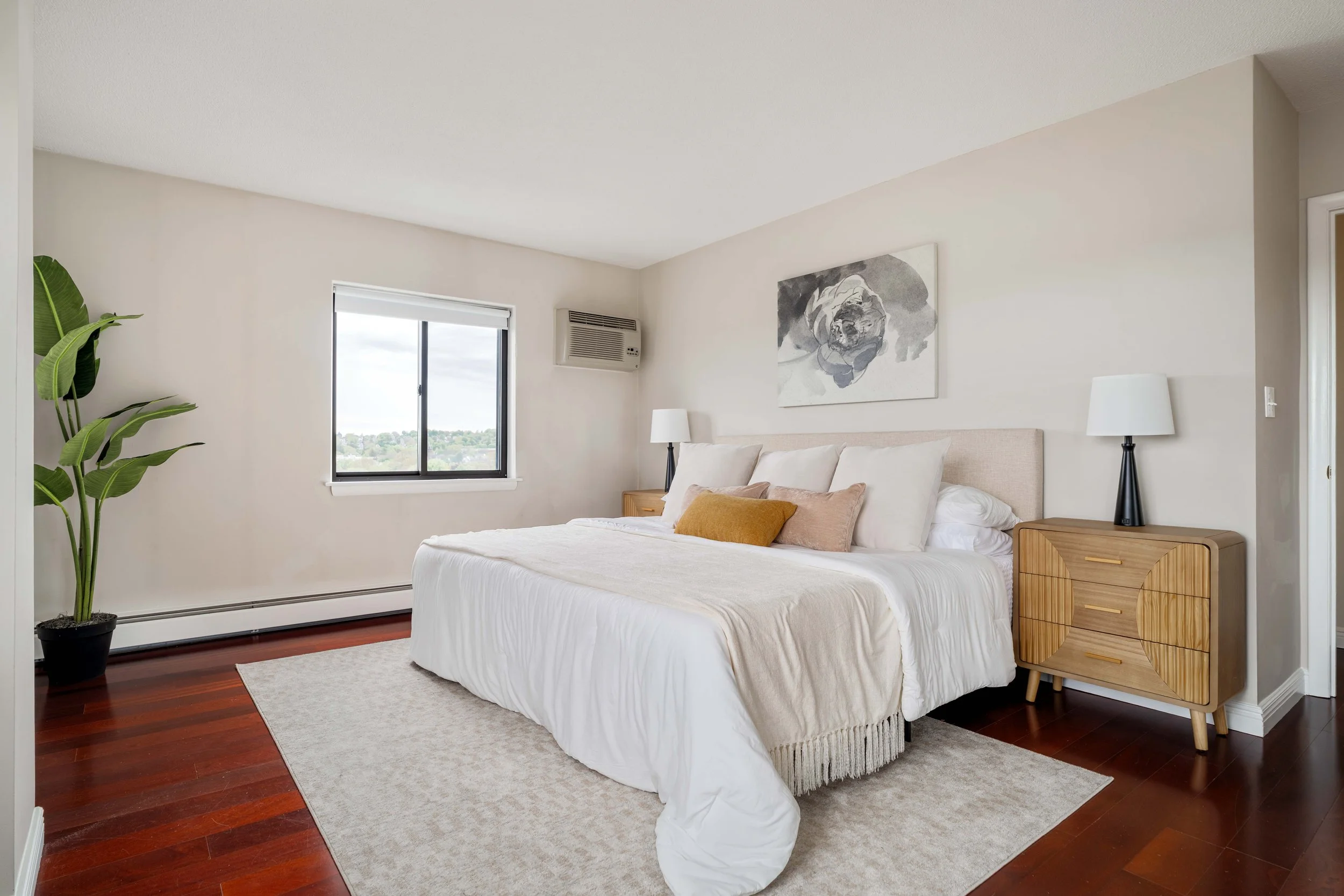 Primary Bed-07095.jpg