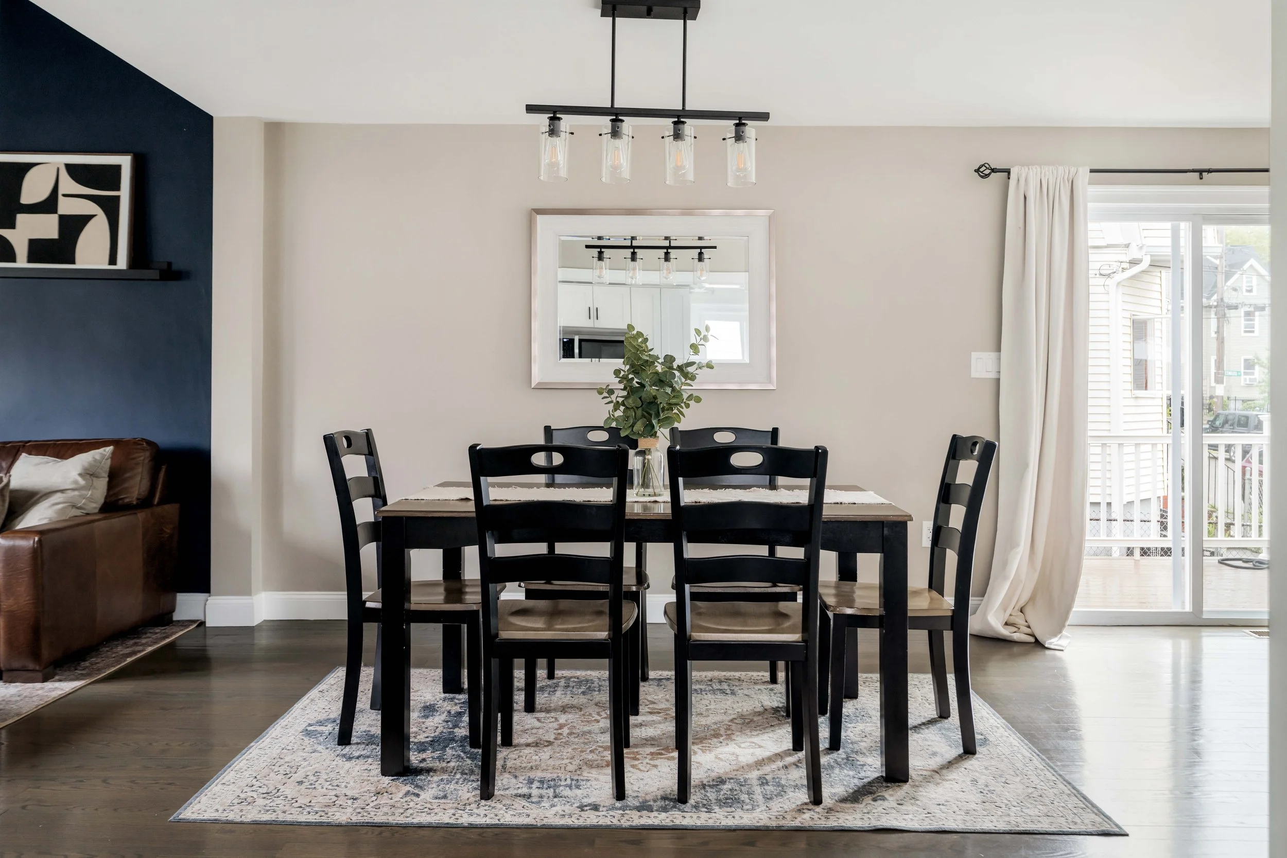 Dining Room-02245.jpg
