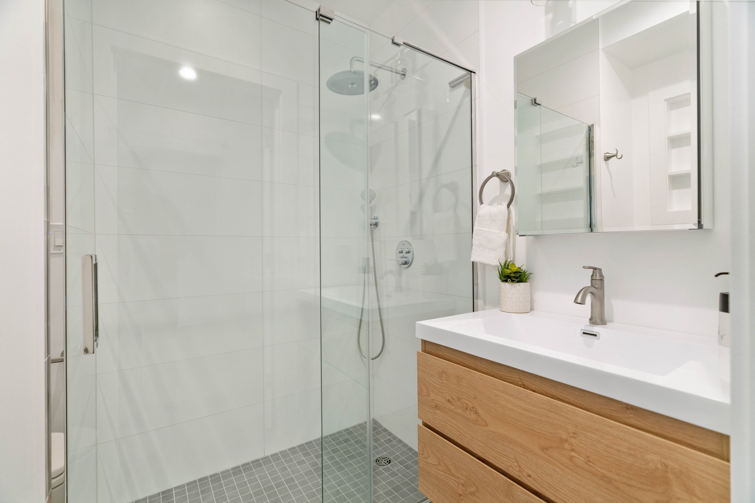 Bed Bath 2-7 (1).jpg