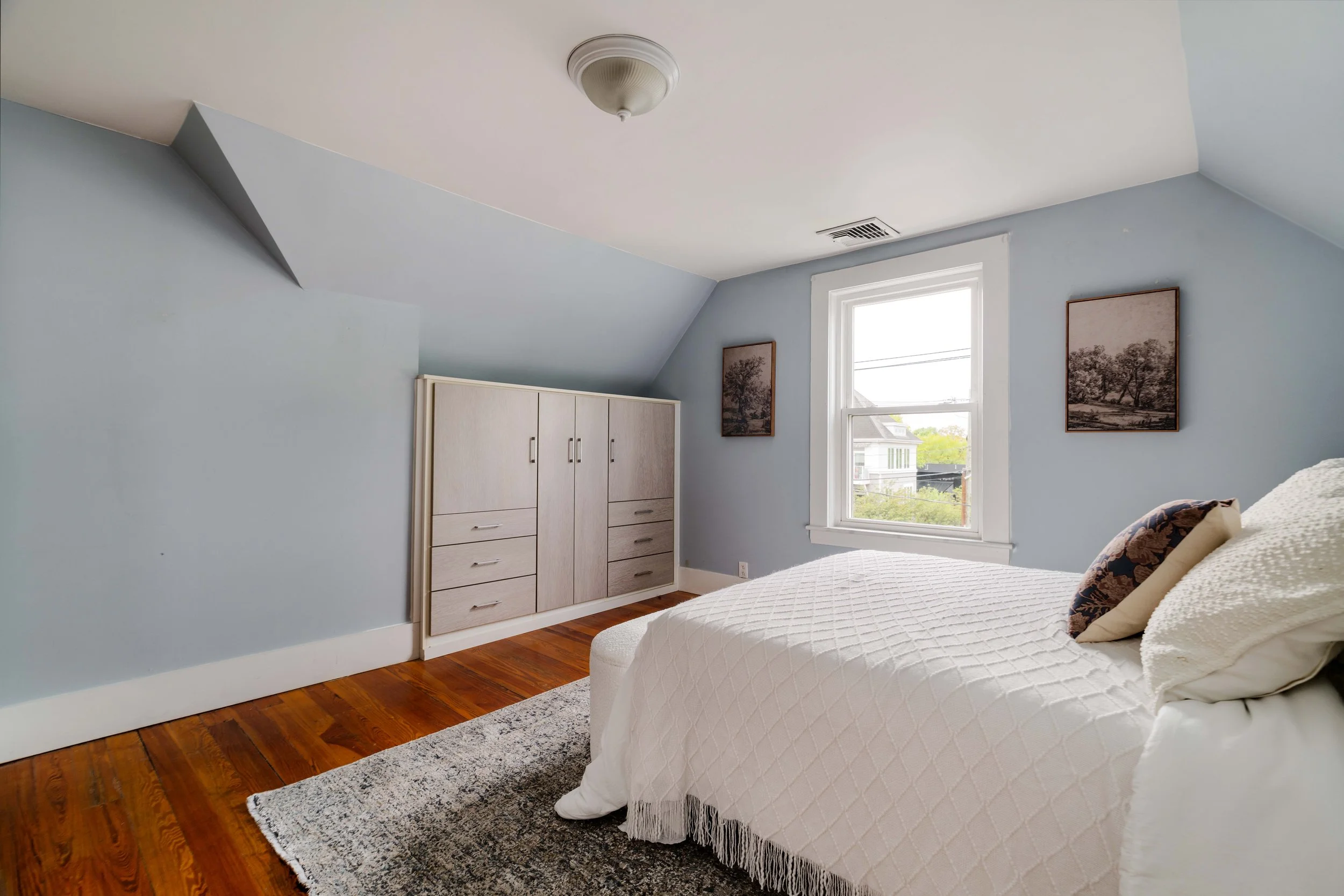 Primary Bed-09231.jpg
