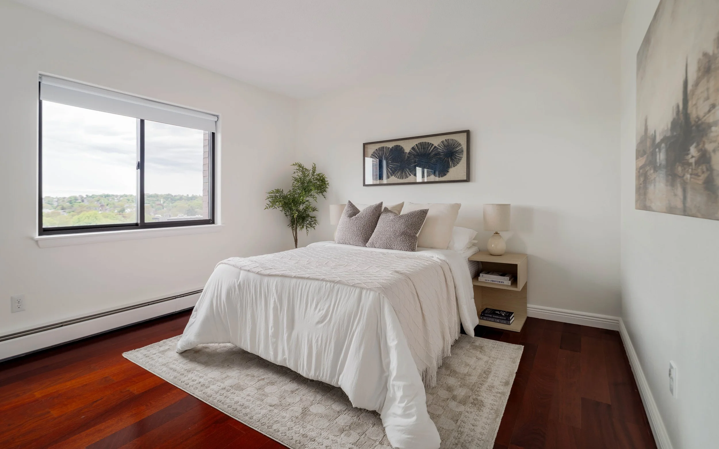 Bedroom-07107.jpg