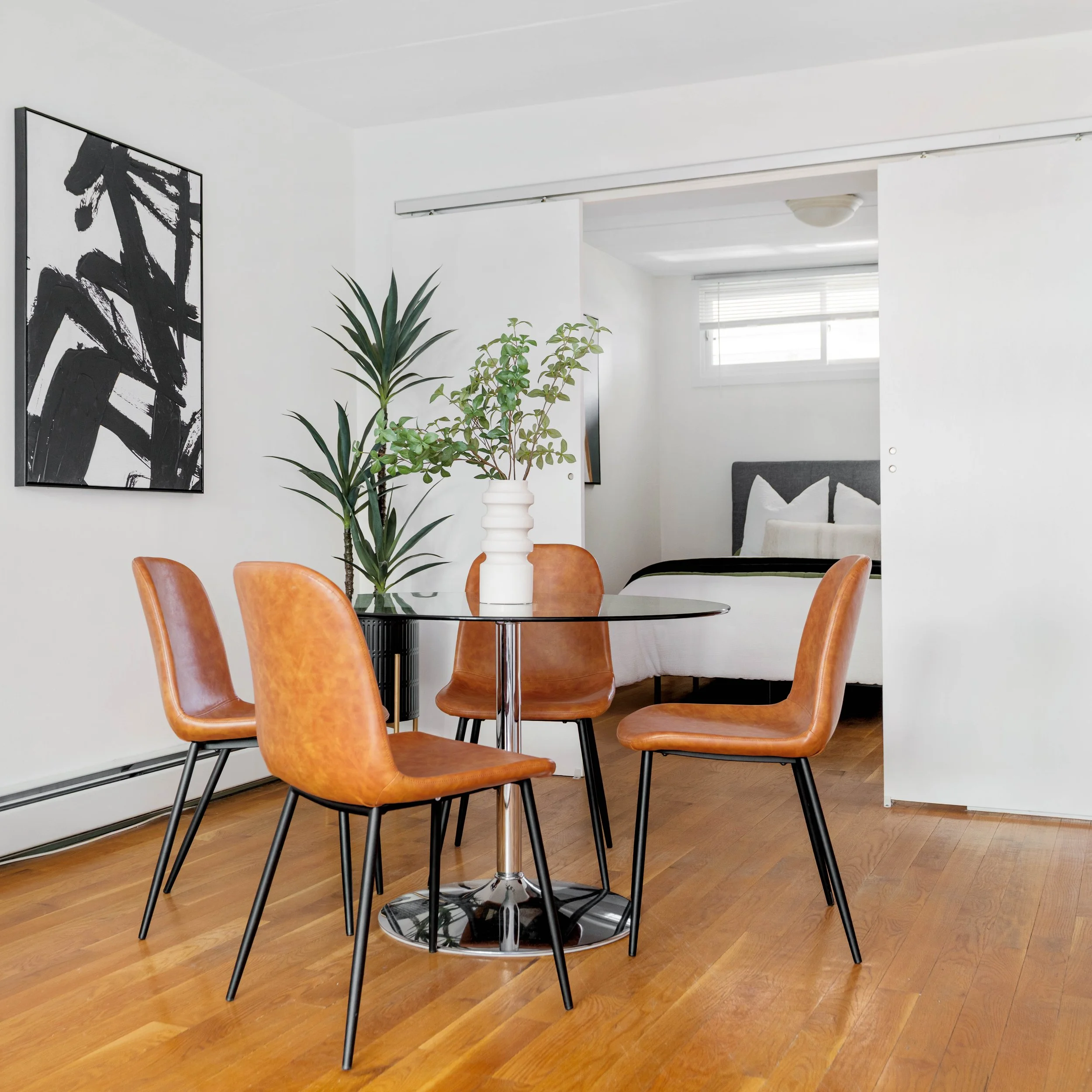 Dining Room-04022.jpg