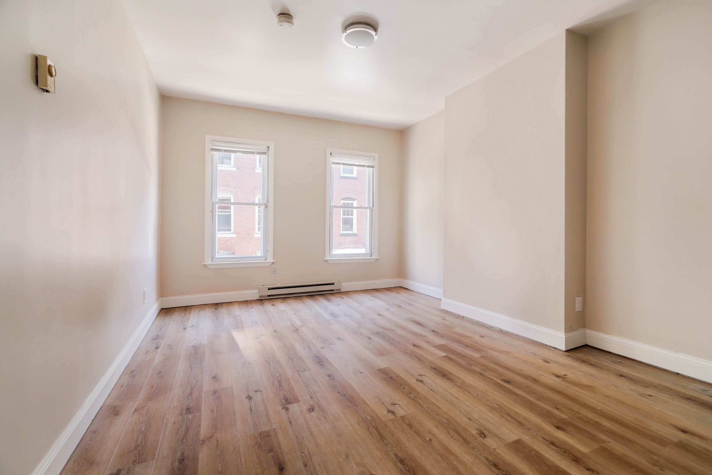 Floor 1-04186.jpg