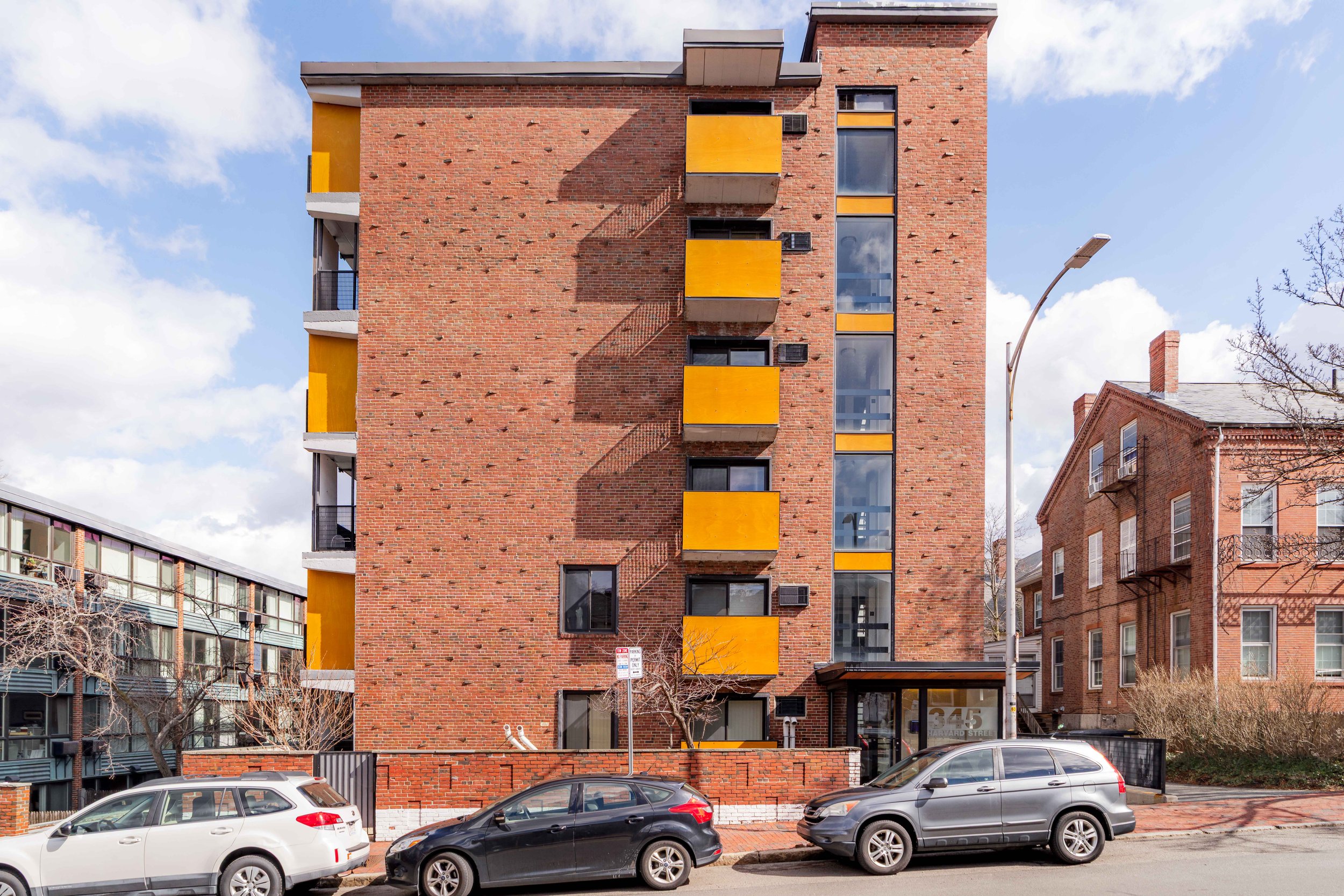 Building-04319.jpg