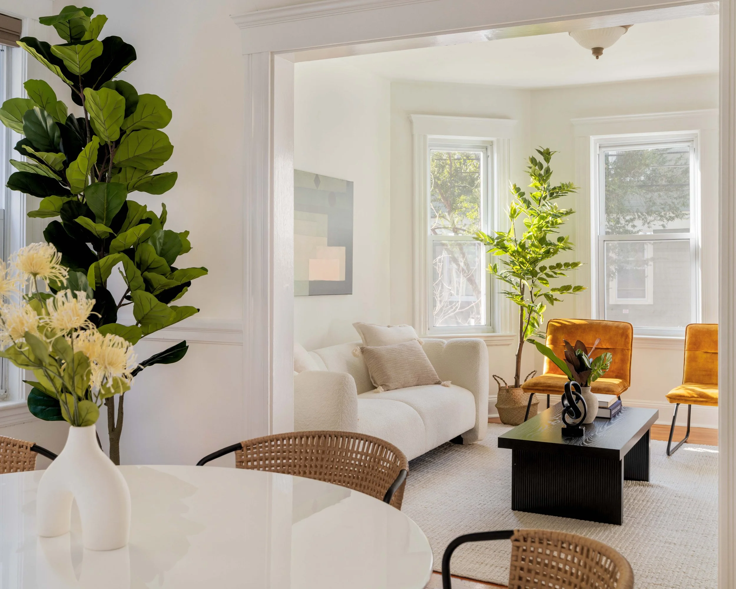 Living Room-06926.jpg