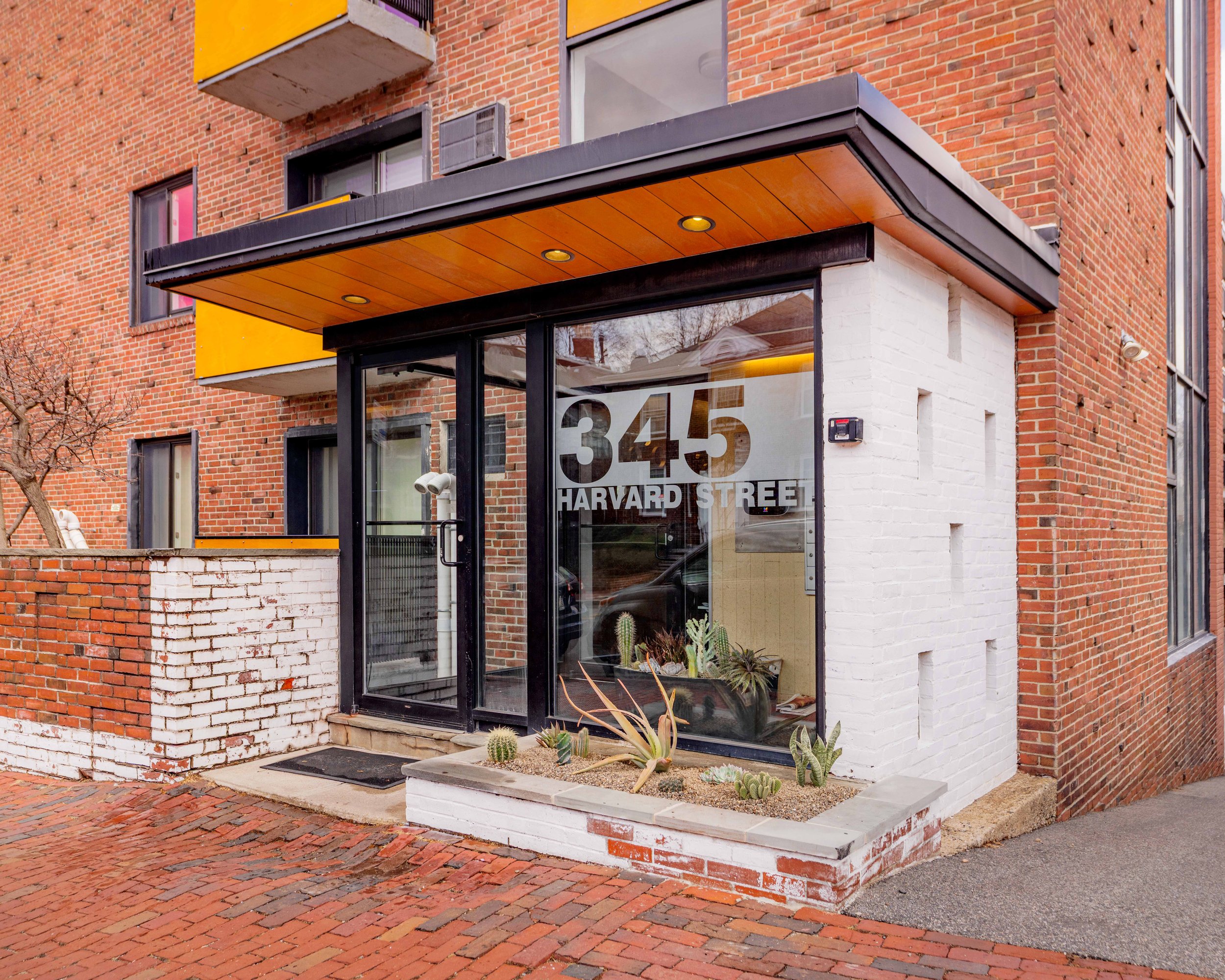 Building-04376.jpg