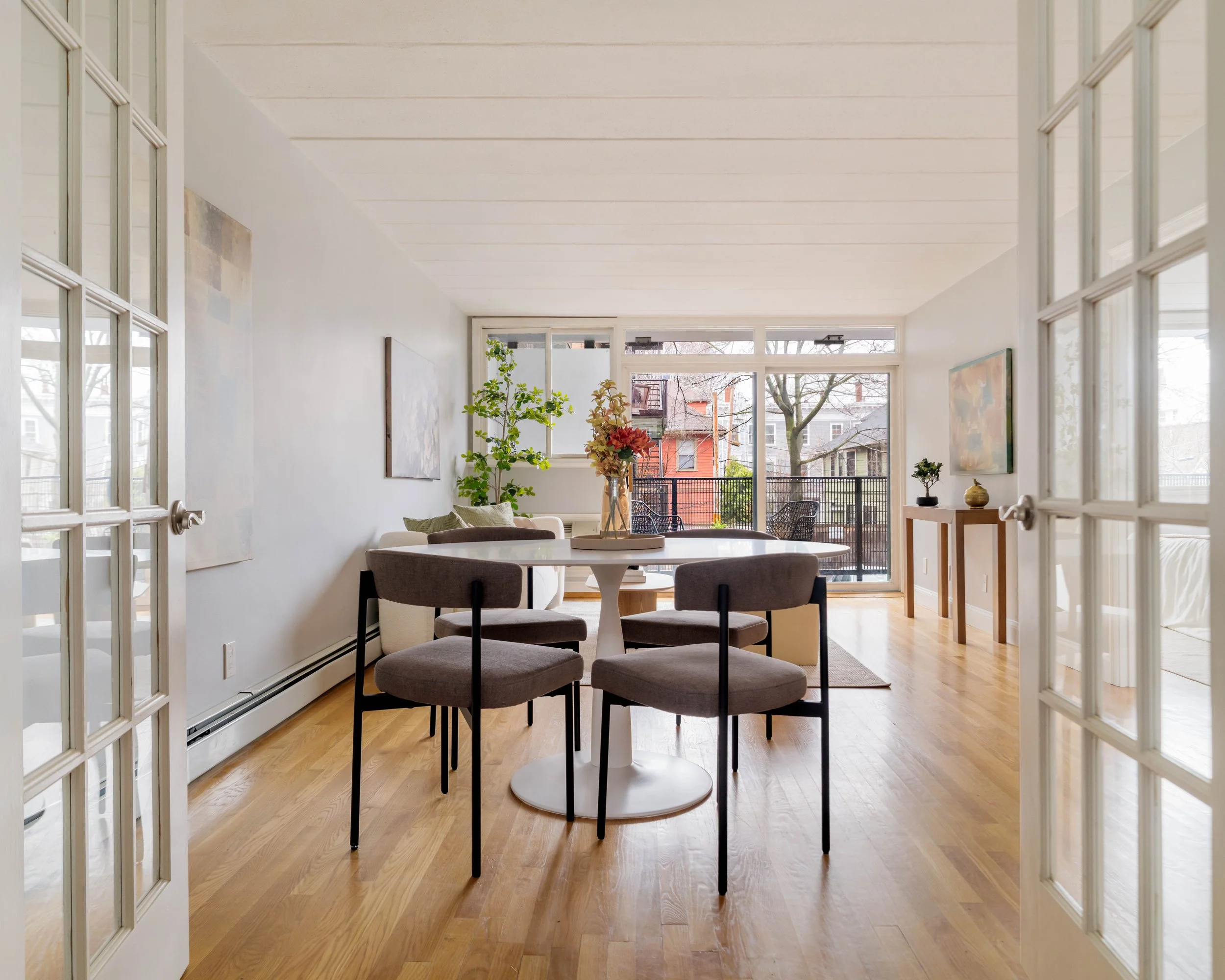 Dining Room-04537.jpg