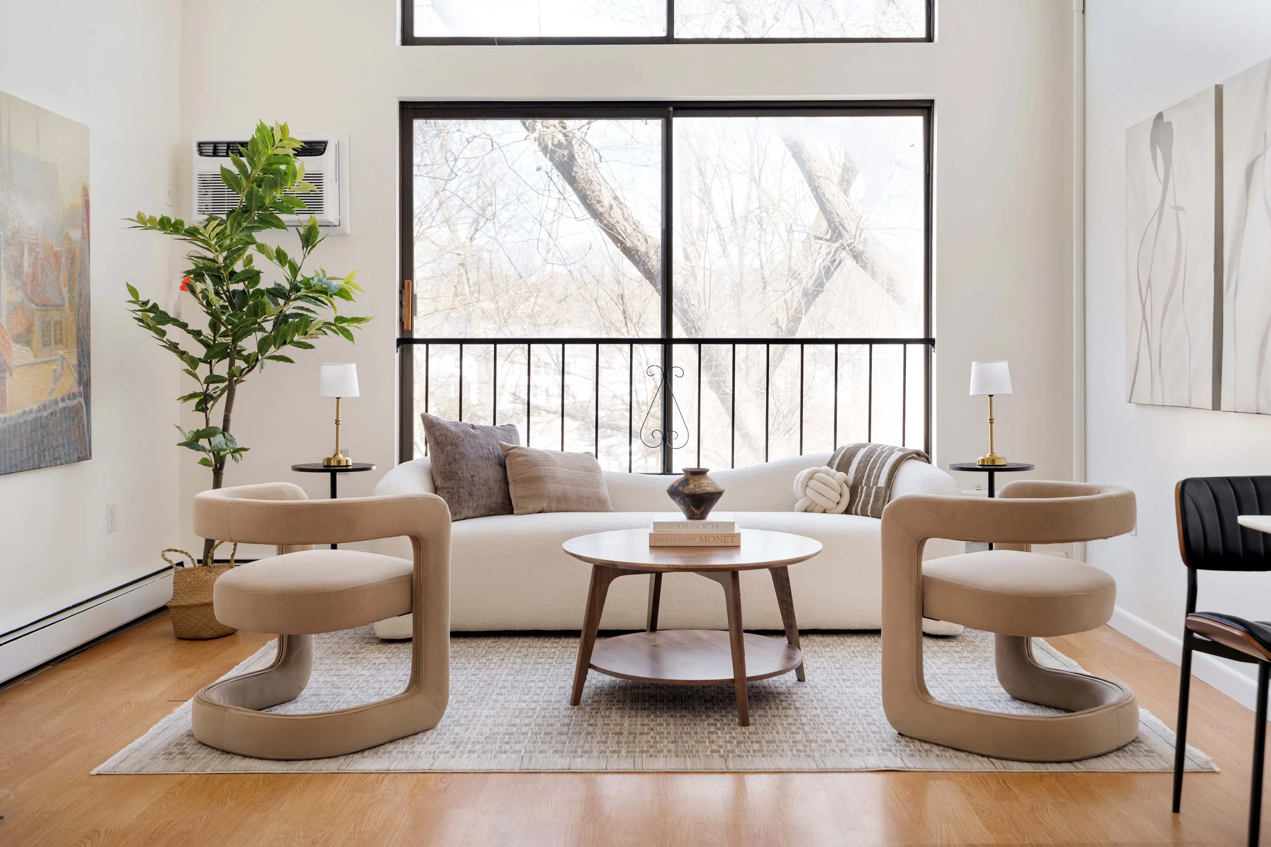 Living Room-02557.jpg