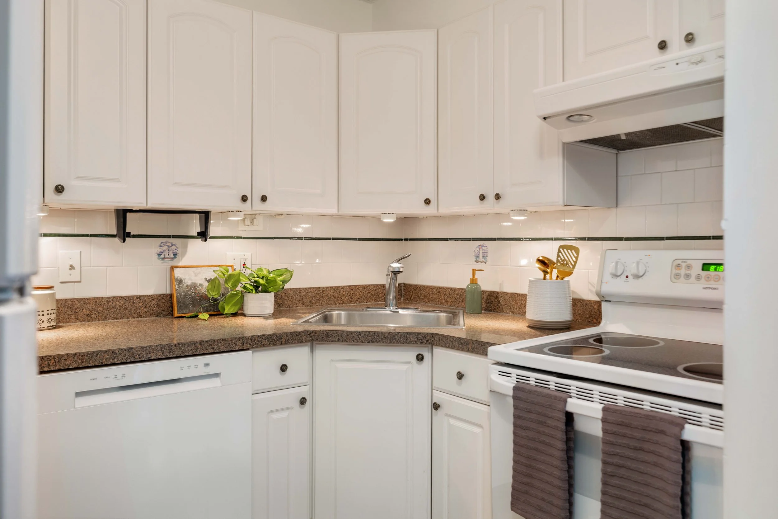 Kitchen-07076.jpg