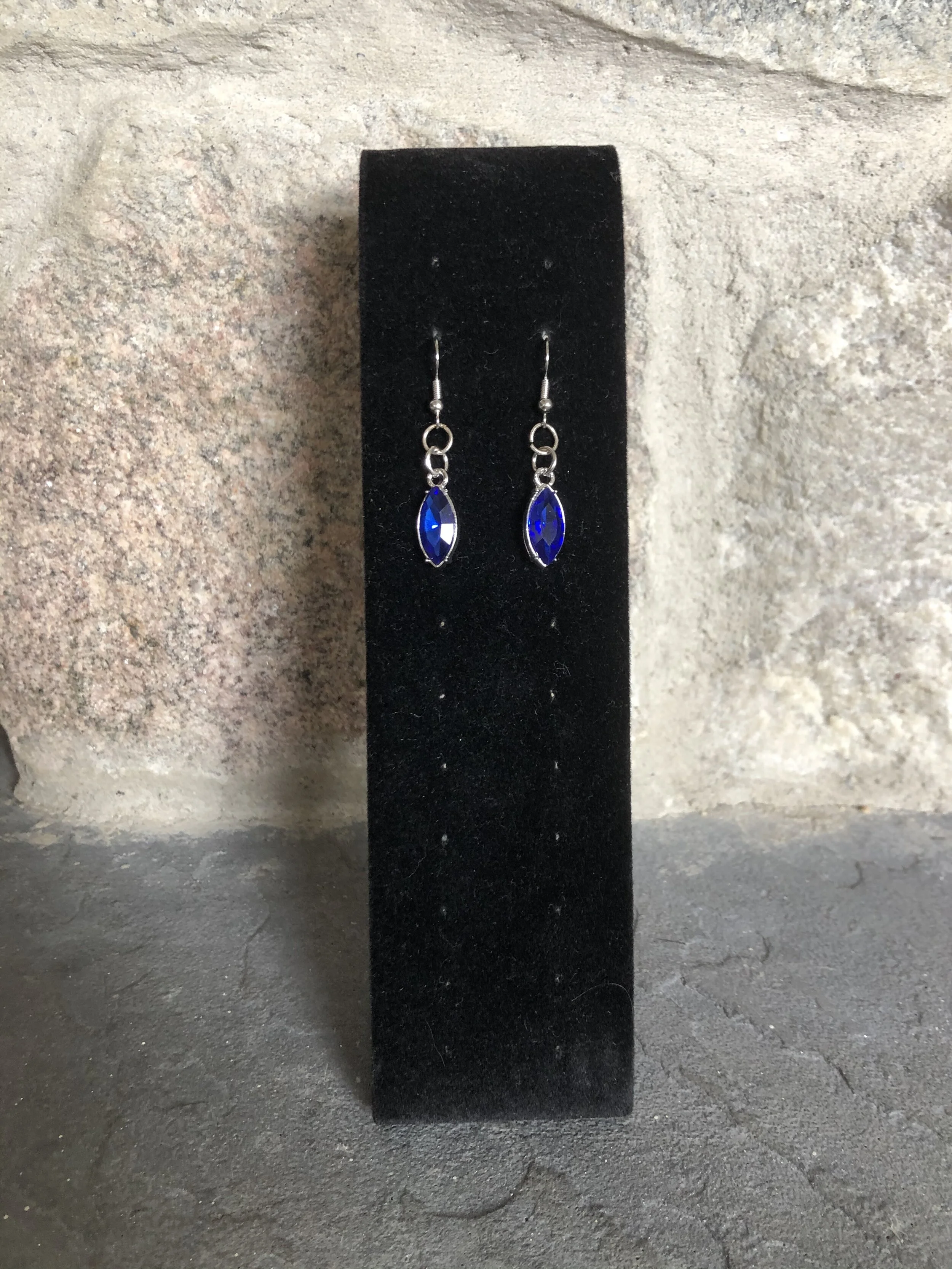 7067 Sapphire Marquis Cut.jpg