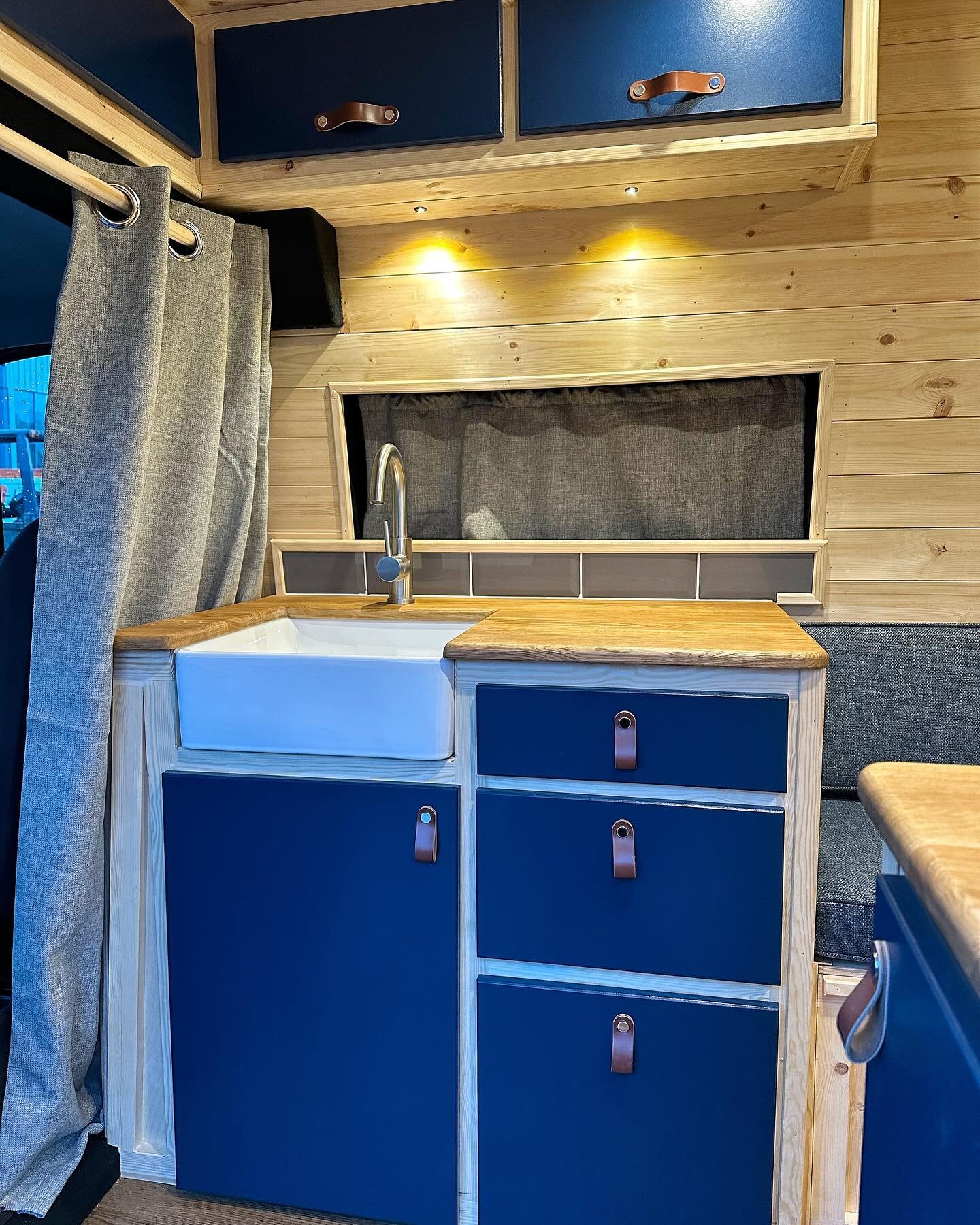 a spot on the grid for Miss Tiggy 💙

A Ford Transit Custom LWB high roof van with bags of storage, lots of lounging space &amp; a cute compact kitchen! ✨

#vanlife #vanlifediaries #vanlifemovement #vanlifeeurope #vanlifedream #vanlifedreams #camper 