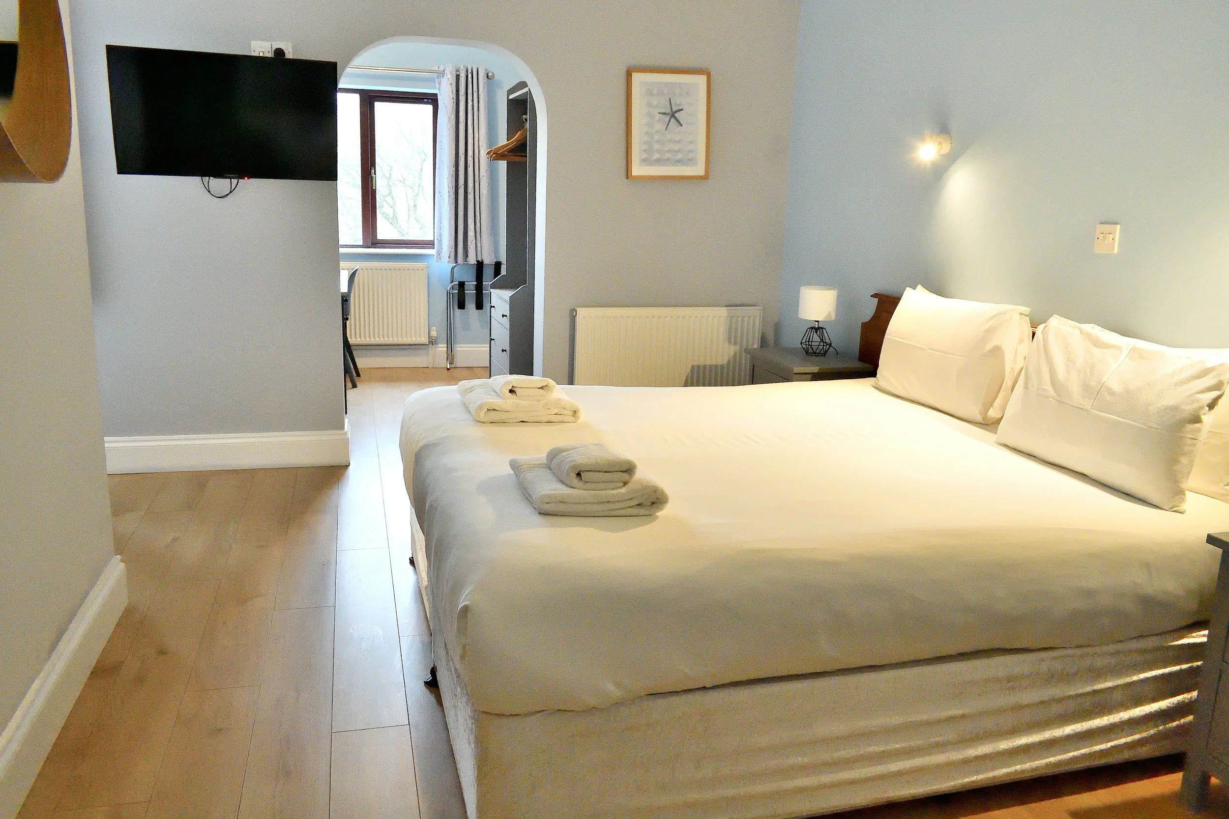 rear bedroom 9 (1).jpg