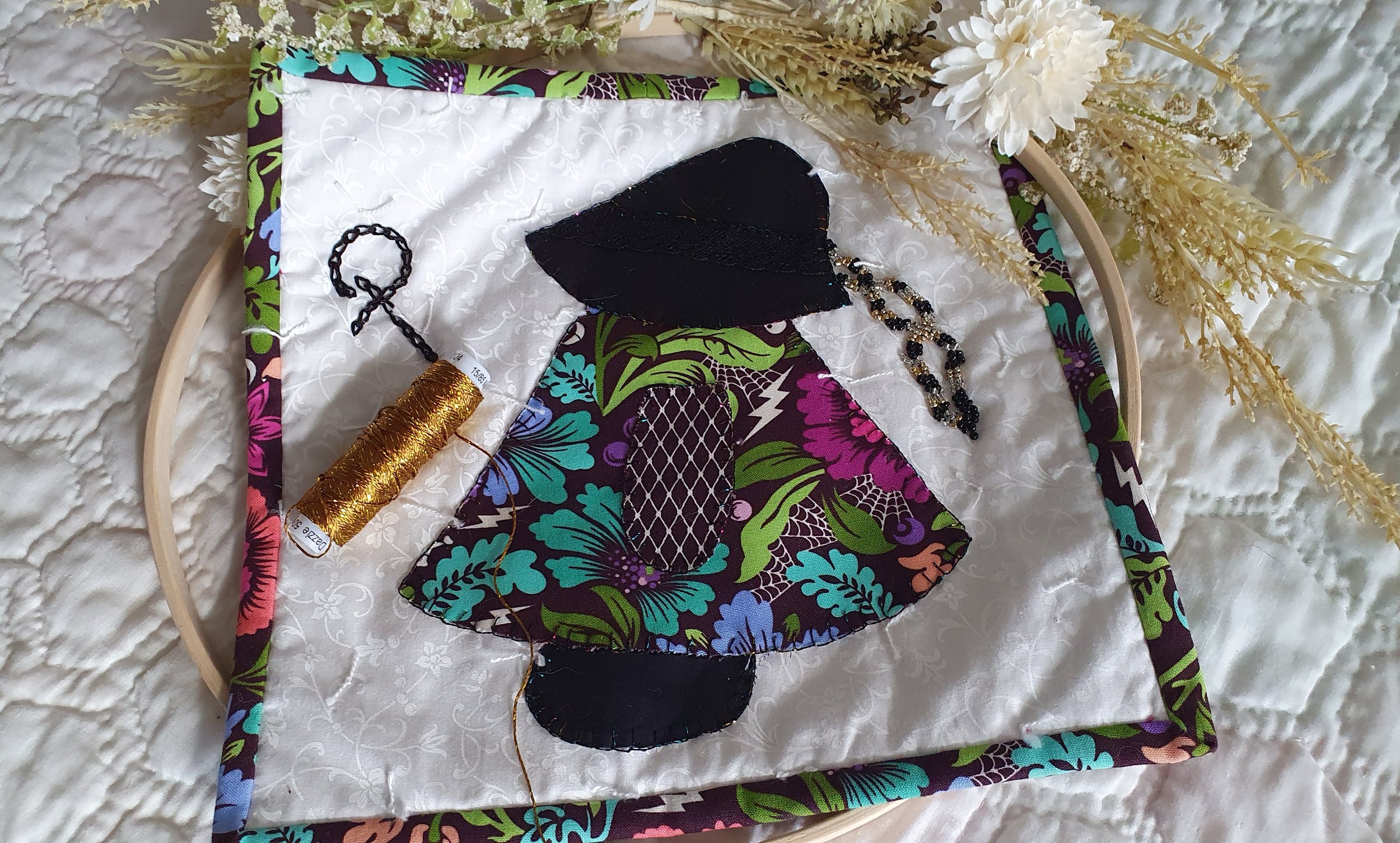 Sunbonnet sue applique with beads