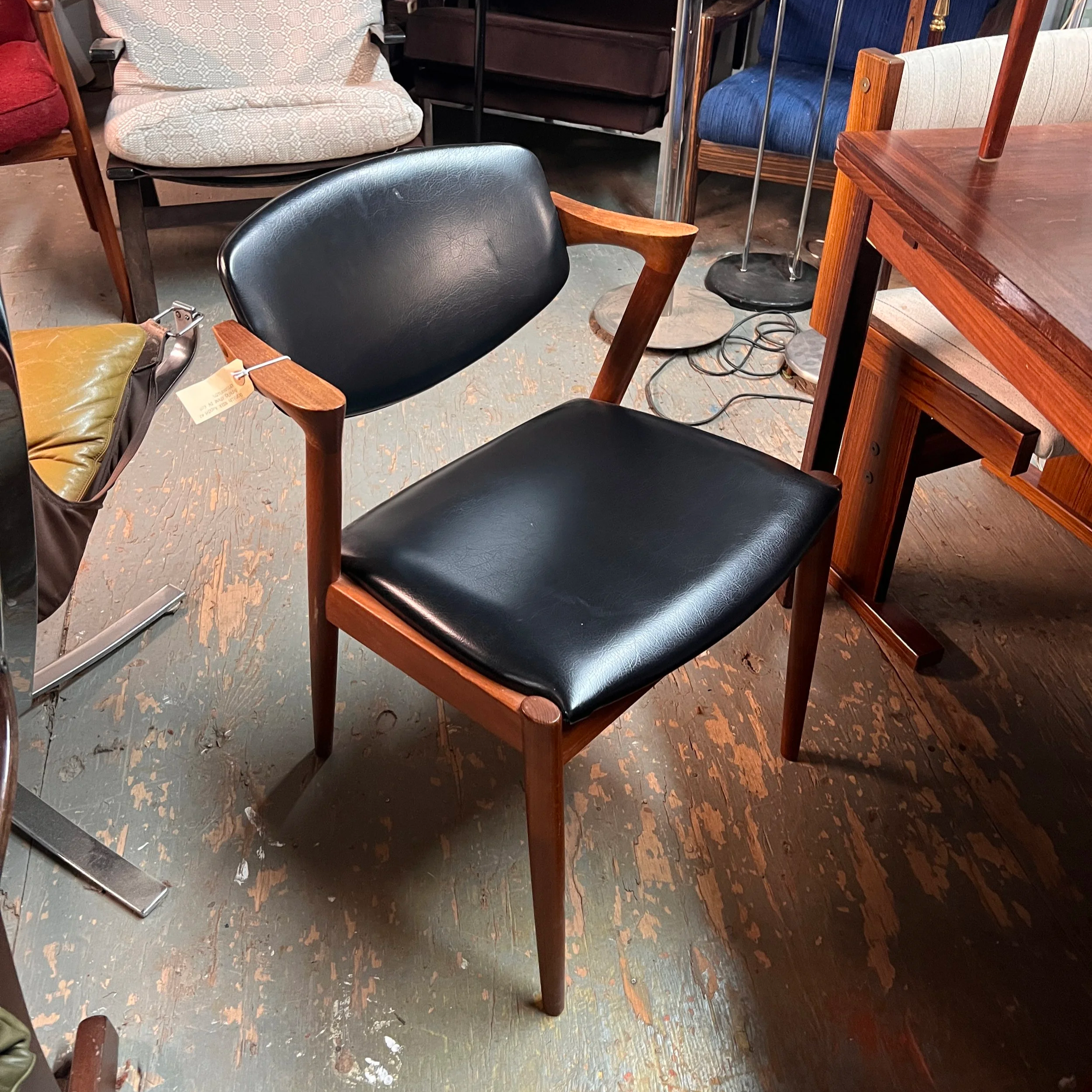 Furniture & Decor Sourcing