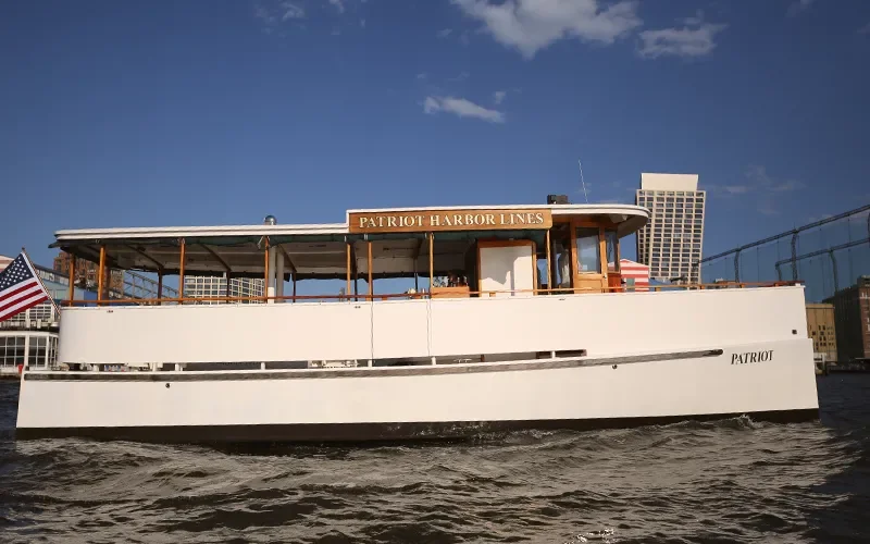 Patriot yacht full.webp