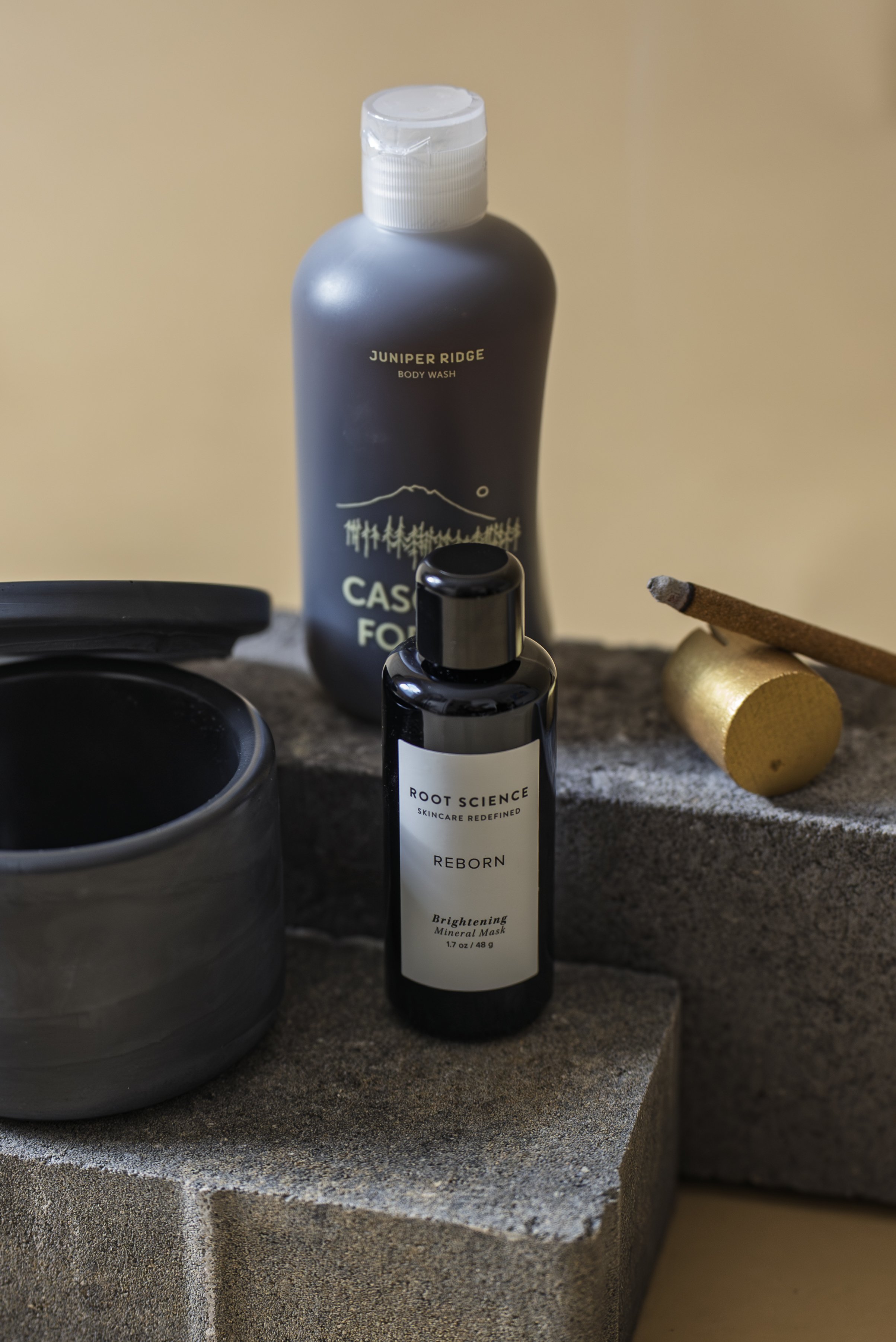 2025-SavuSauna-HolidayBundles-ProductShoot-AllPhotos-Gigi (24).jpg