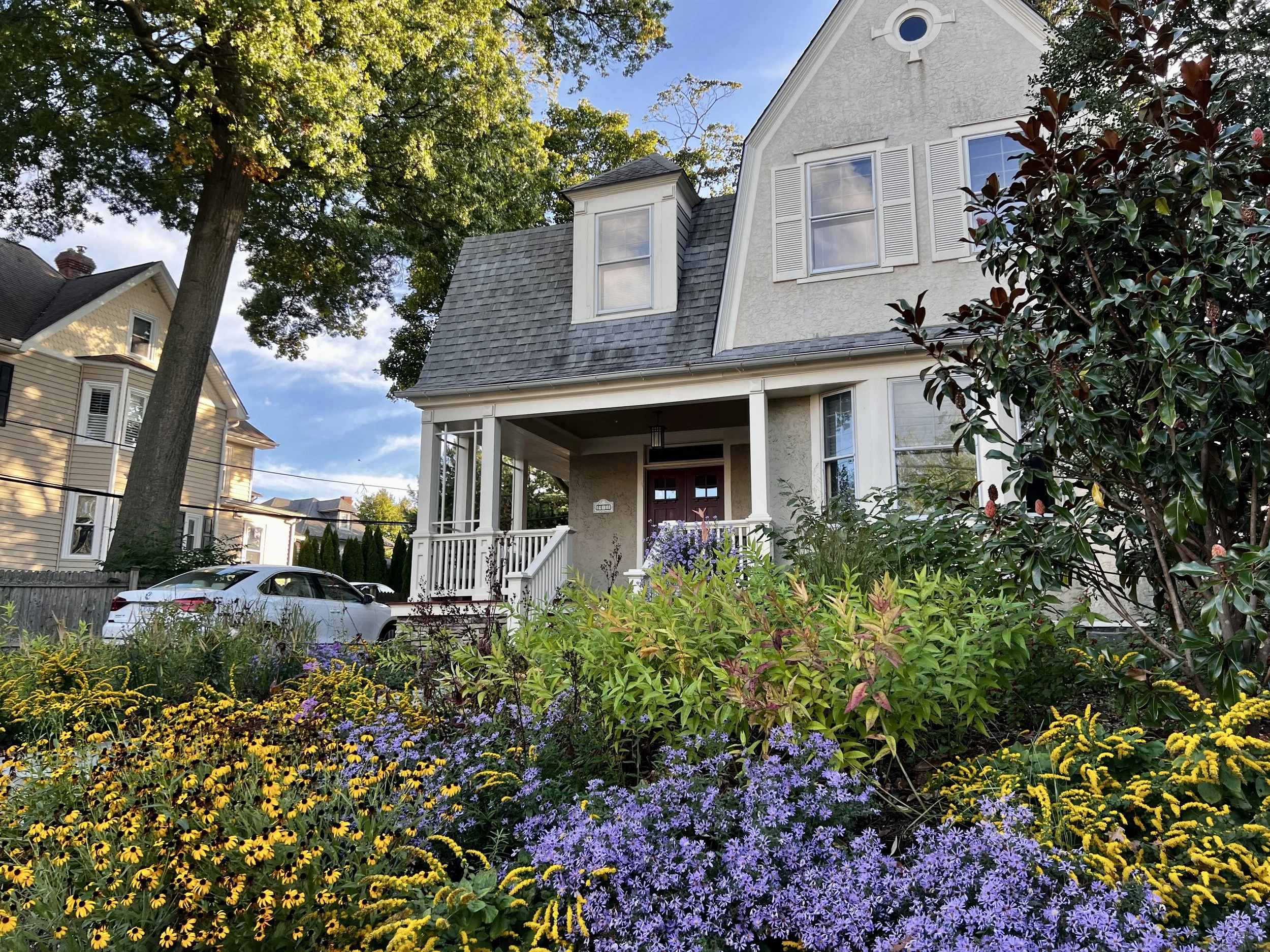 Medium Yard - Bryn Mawr Townhome