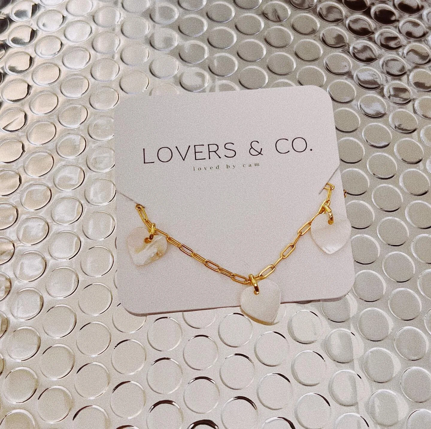forever my favorite🪩🤍

heart of pearl necklace!!!