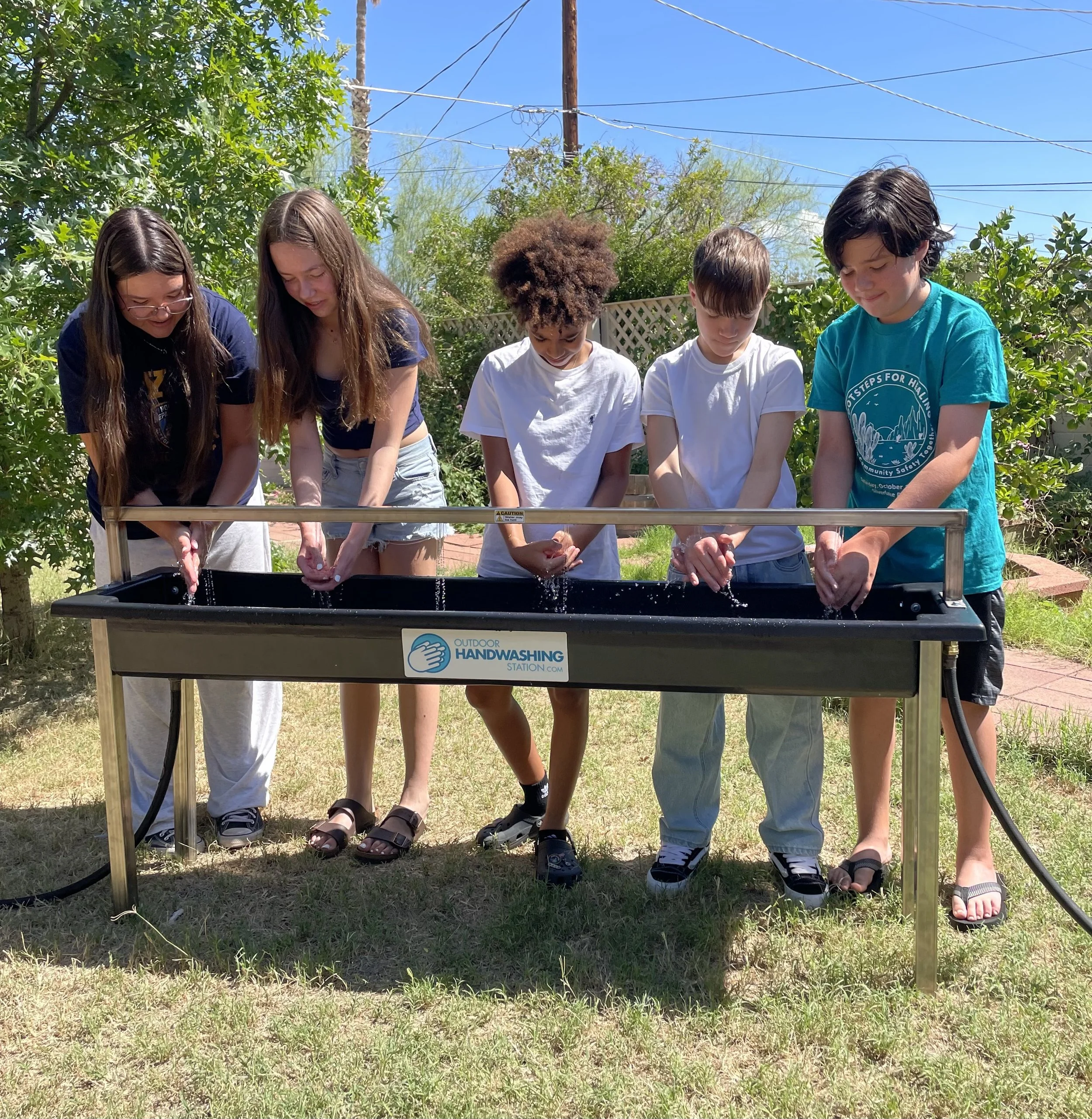 6-Person Outdoor Handwashing Station
