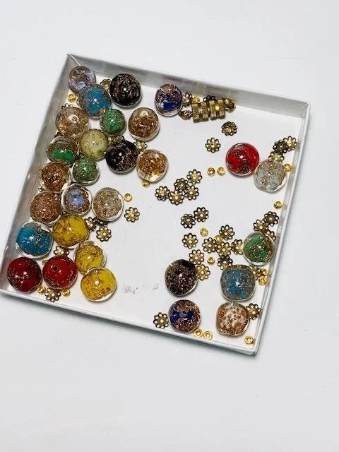 Glass necklace deconstructed.