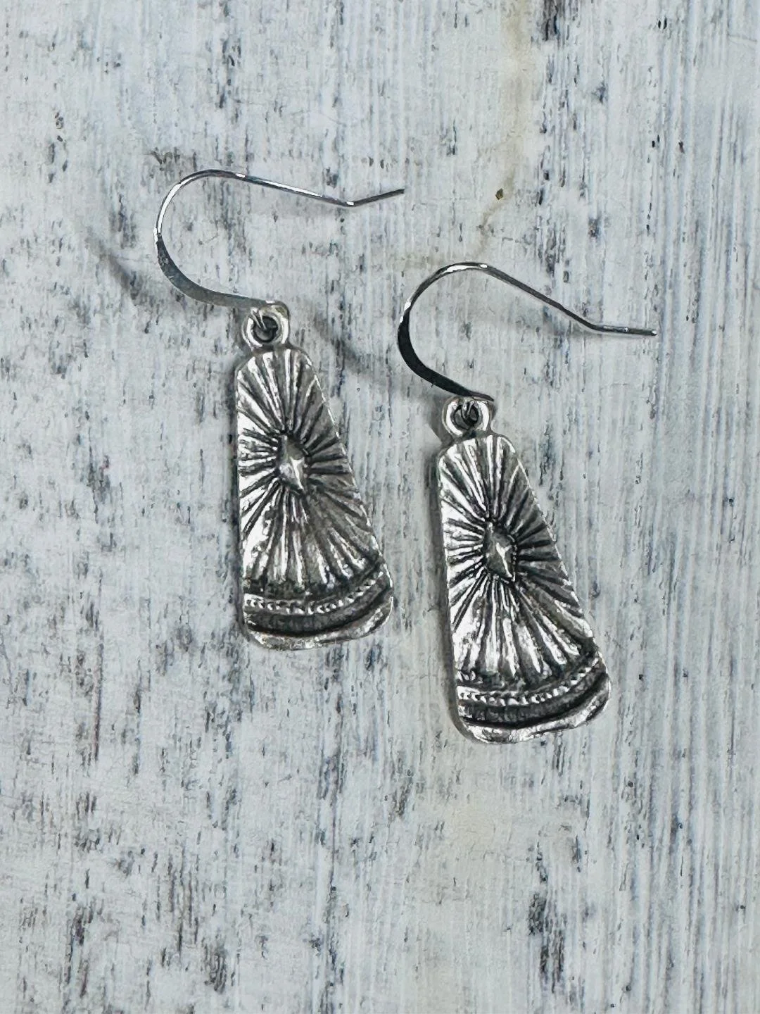 flat flower silver rectangle flat.jpg