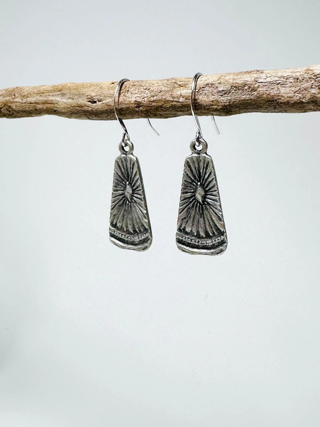 flat flower silver rectangle side.jpg