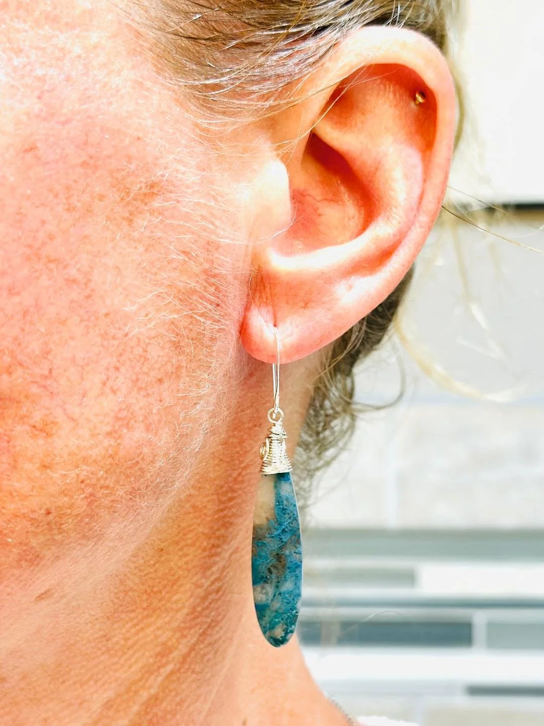 chrysocolla in quartz on.jpg