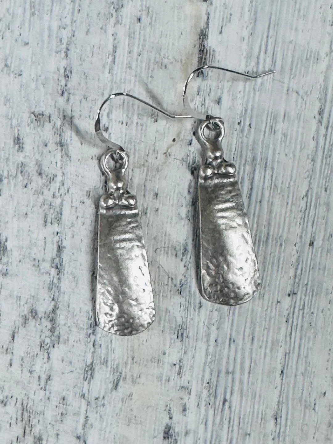 plain curved rectangle drop flat.jpg