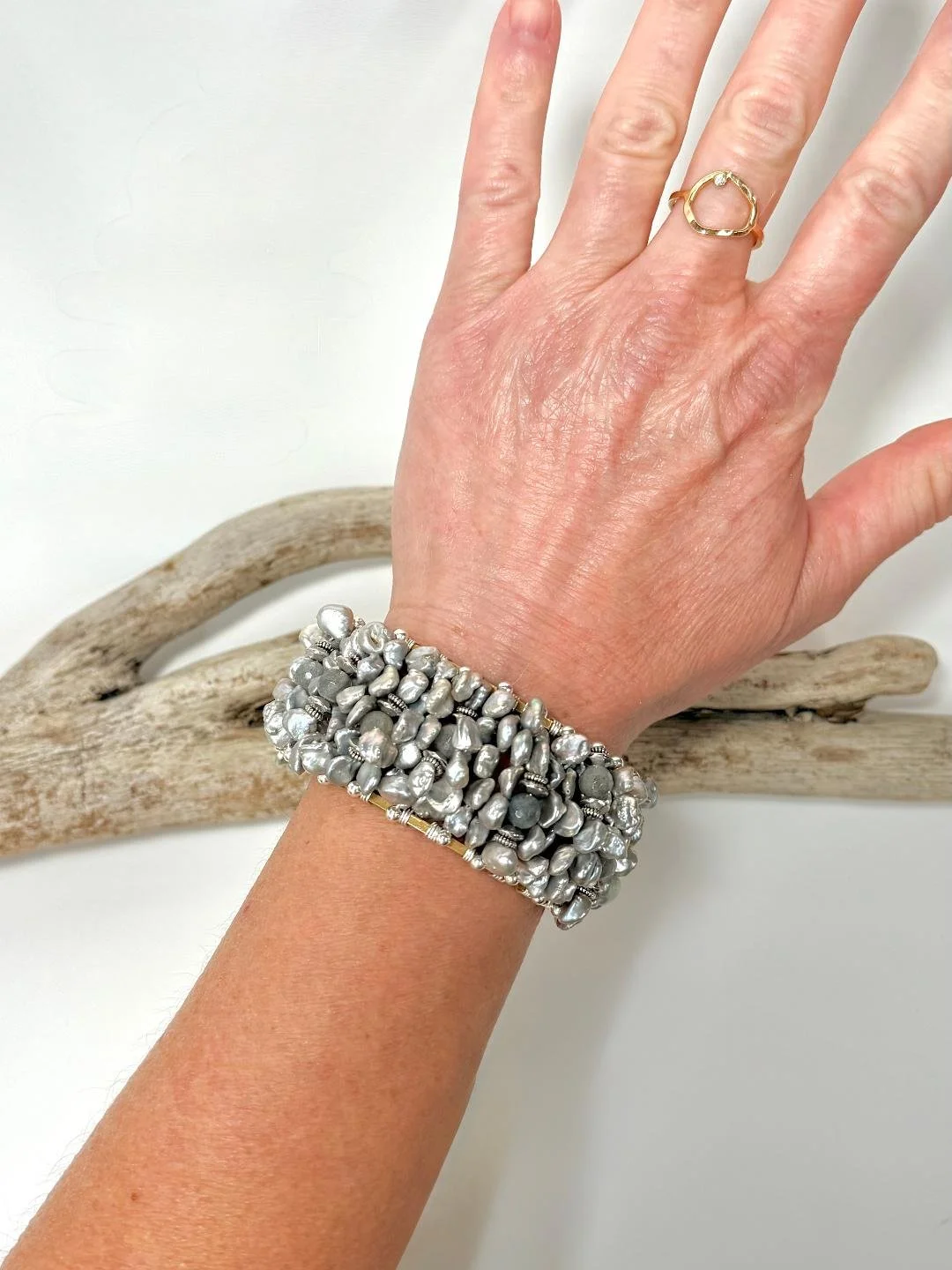 keshi pearl and labradorite cuff 9.jpg