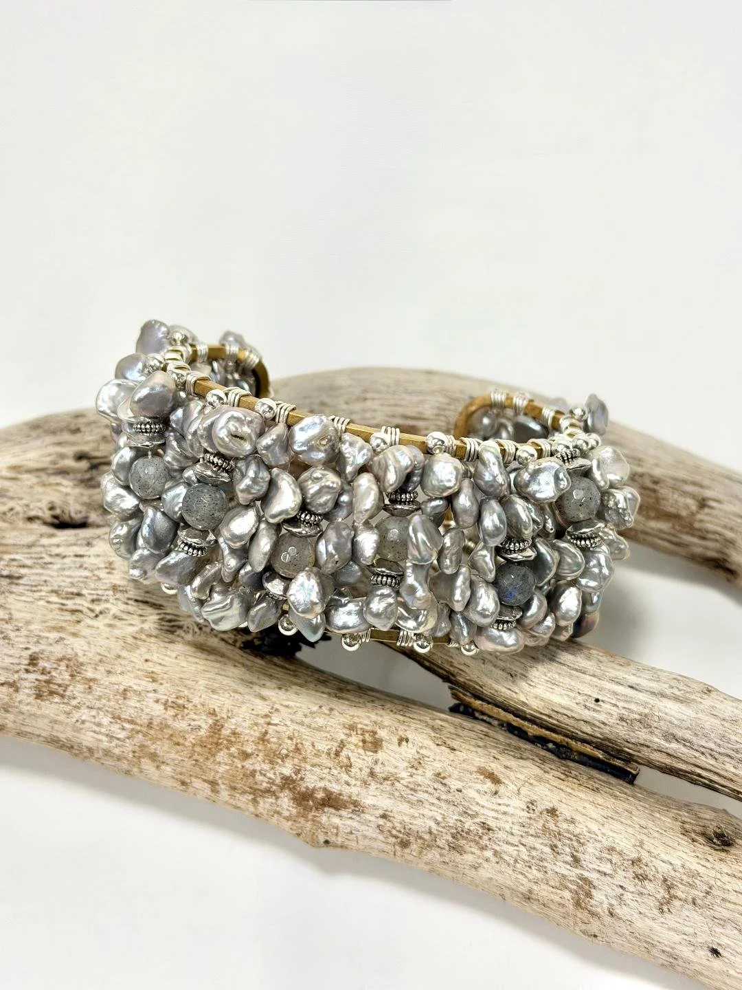 keshi pearl and labradorite cuff 3.jpg