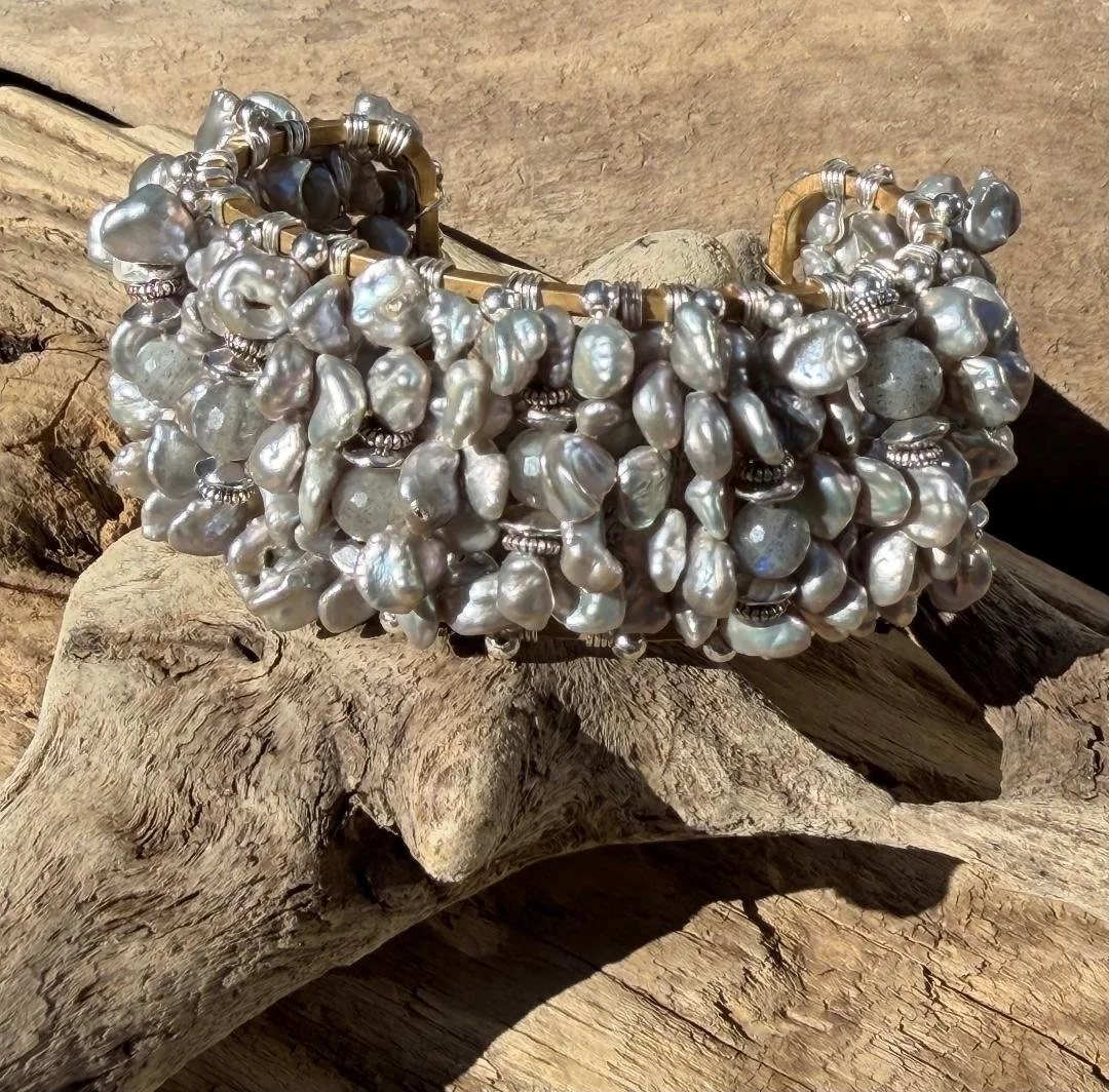 keshi pearl and labradorite cuff 6.jpg