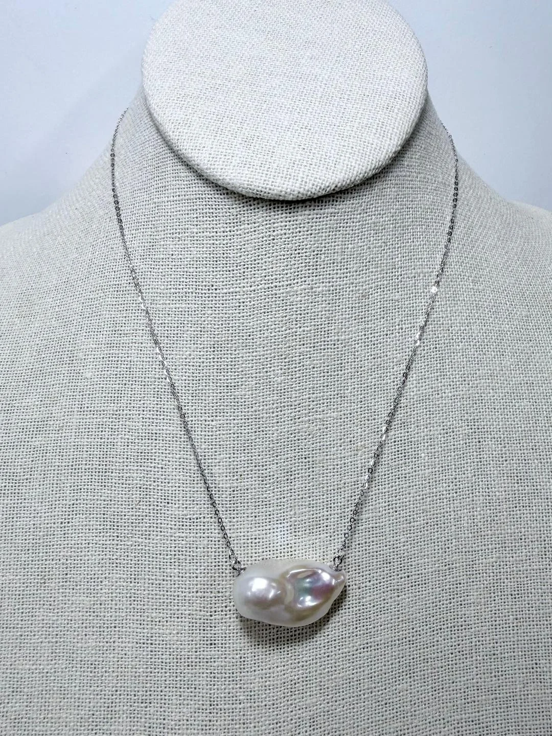 baroque pearl w ss chain 3.jpg