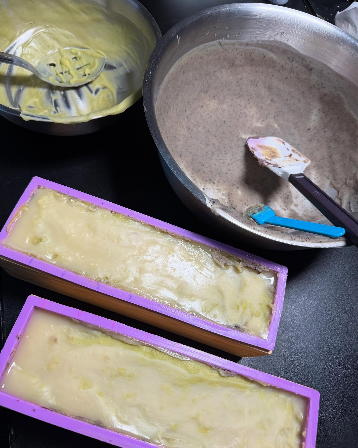 Wet 🧼 Wednesday for the win? 🤷🏼&zwj;♀️
I haven&rsquo;t made this one since 2023 because the soap batter became solid/not pourable, which made the soap full of air pockets and pretty ugly. I tried it again today, I only added the fragrance when I w