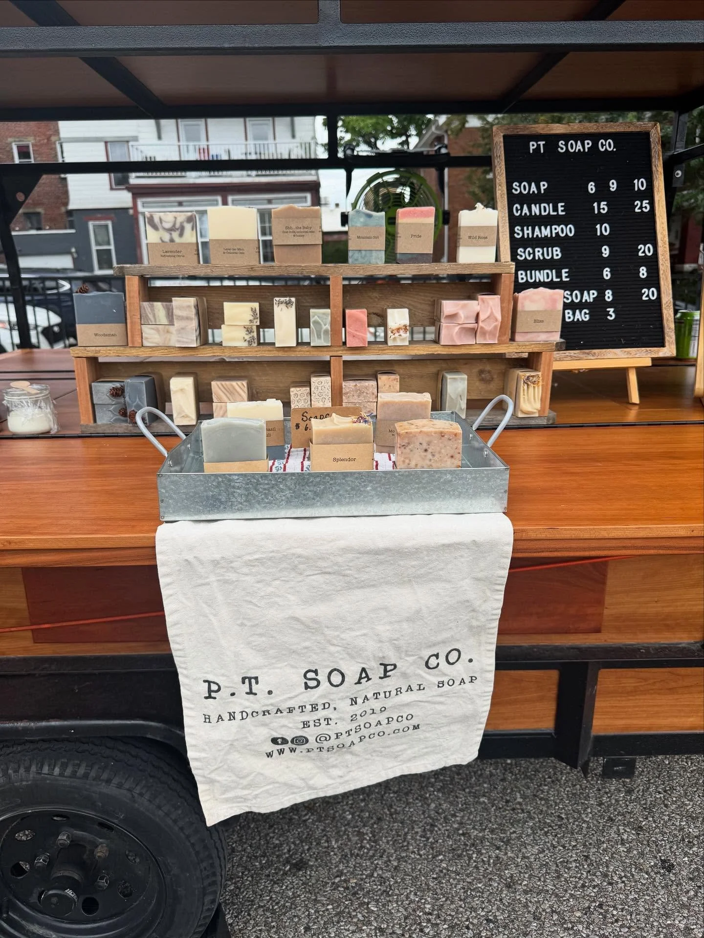 I love being out at markets with my amazing little soap cart❤️🧼🕯️

@ewhfarmersmarket Friday 4-7pm
@montfarmersmkt Sat 9-12:30pm

#soap #handcraftedsoap #naturalsoaps #smallbatchskincare #supportlocal #cincymade