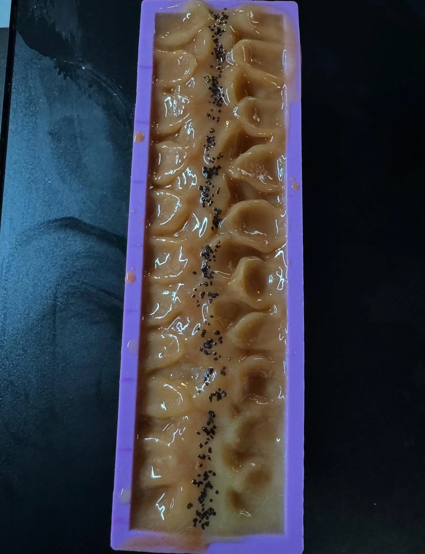 Wet soap Wednesday&hellip;Frosted Cranberry😍

#soap #wetsoap #wetsoapwednesday #brambleon #handcraftedsoap #smallbatchskincare #coldprocess