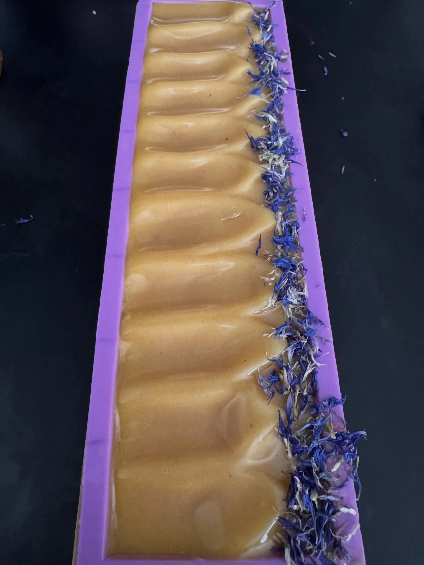 Motivation Monday&hellip;this beauty will morph to pink. ❤️🧪⚛️

#chemistryisfun #handcraftedsoap #sheabuttersoap #wetsoap #cocoabuttersoap