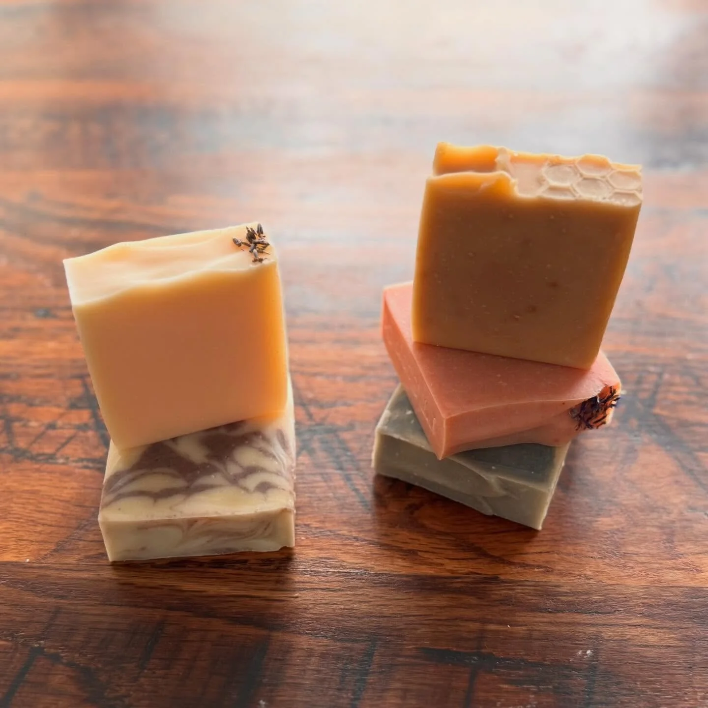 These are all back in stock on the website❣️

www.ptsoapco.com

#soap #midwestmade #makersgonnamake #shoplocalcincinnati #cincysmallbusiness