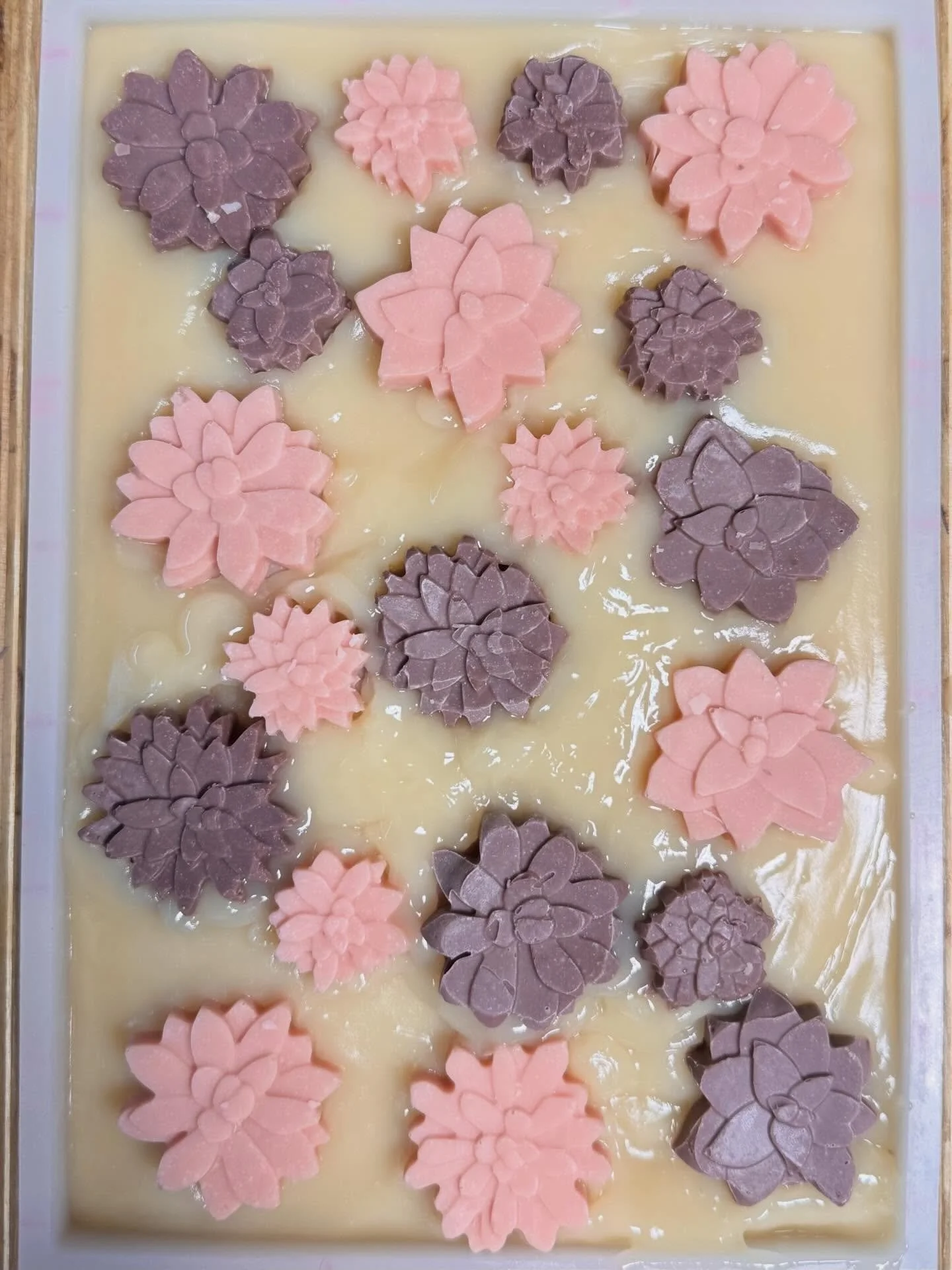 Babies in Bloom&hellip; did you know I make custom orders?  These will become mini bars (think hotel sized) and are customizable for baby and wedding showers 💐

#wetsoap #showergift #handcraftedsoap #luxurysoap