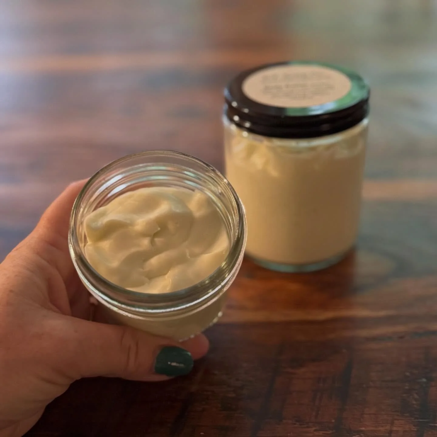 And the best selling product I have?  It&rsquo;s body butter!  Made with Shea, cocoa &amp; mango butters and aloe juice, it&rsquo;s rich &amp; creamy without being heavy or greasy. 

#handcraftedskincare #treatyourself #shopsmall #shoplocal #shophand