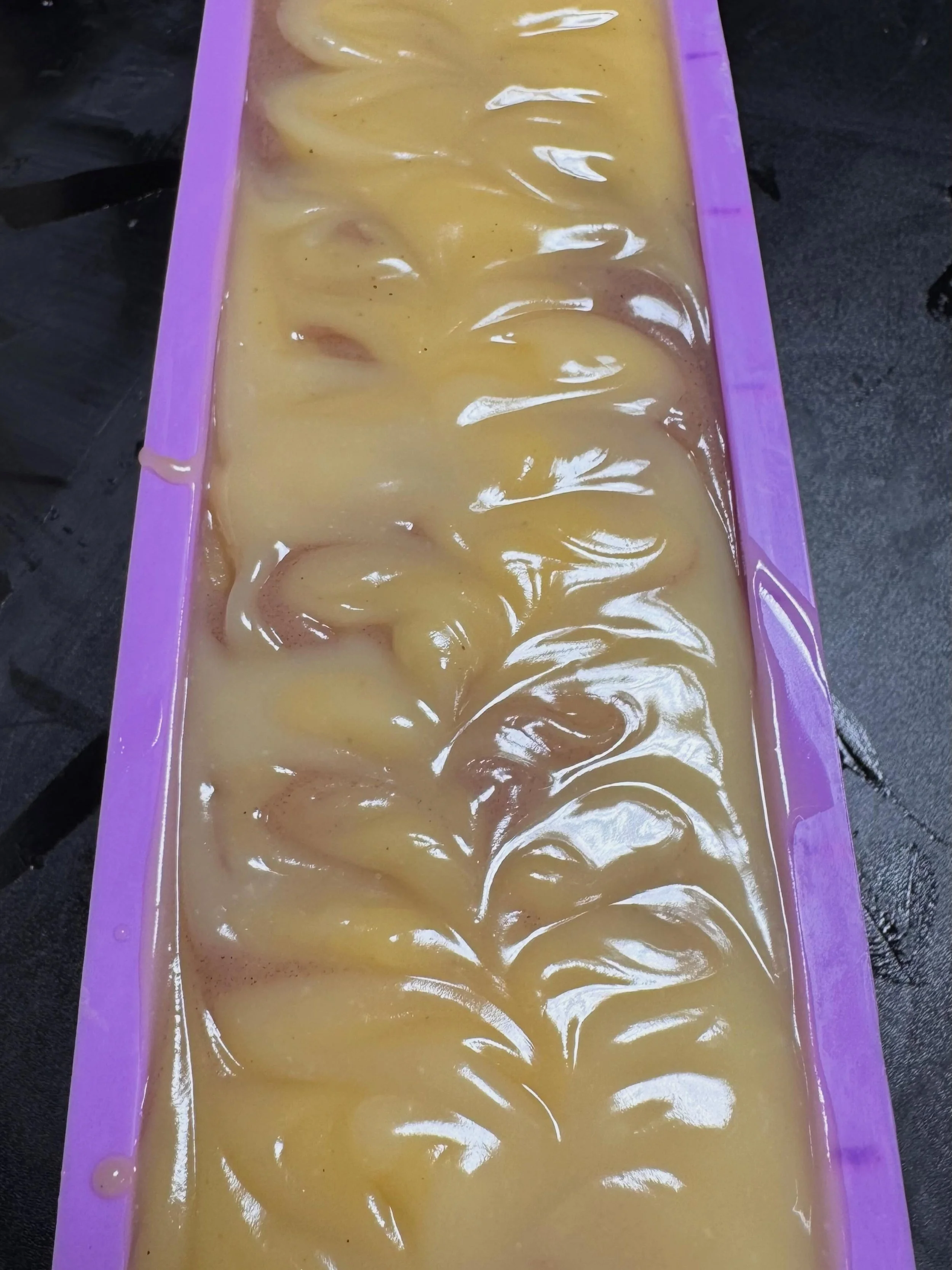 Good Morning, Sunshine..with a twist. This time, along with the bright citrus fragrance you love, there&rsquo;s a subtle background of Ambered vanilla. 

#wetsoap #handcraftedsoap #makersgonnamake #vegansoap #sheabuttersoap