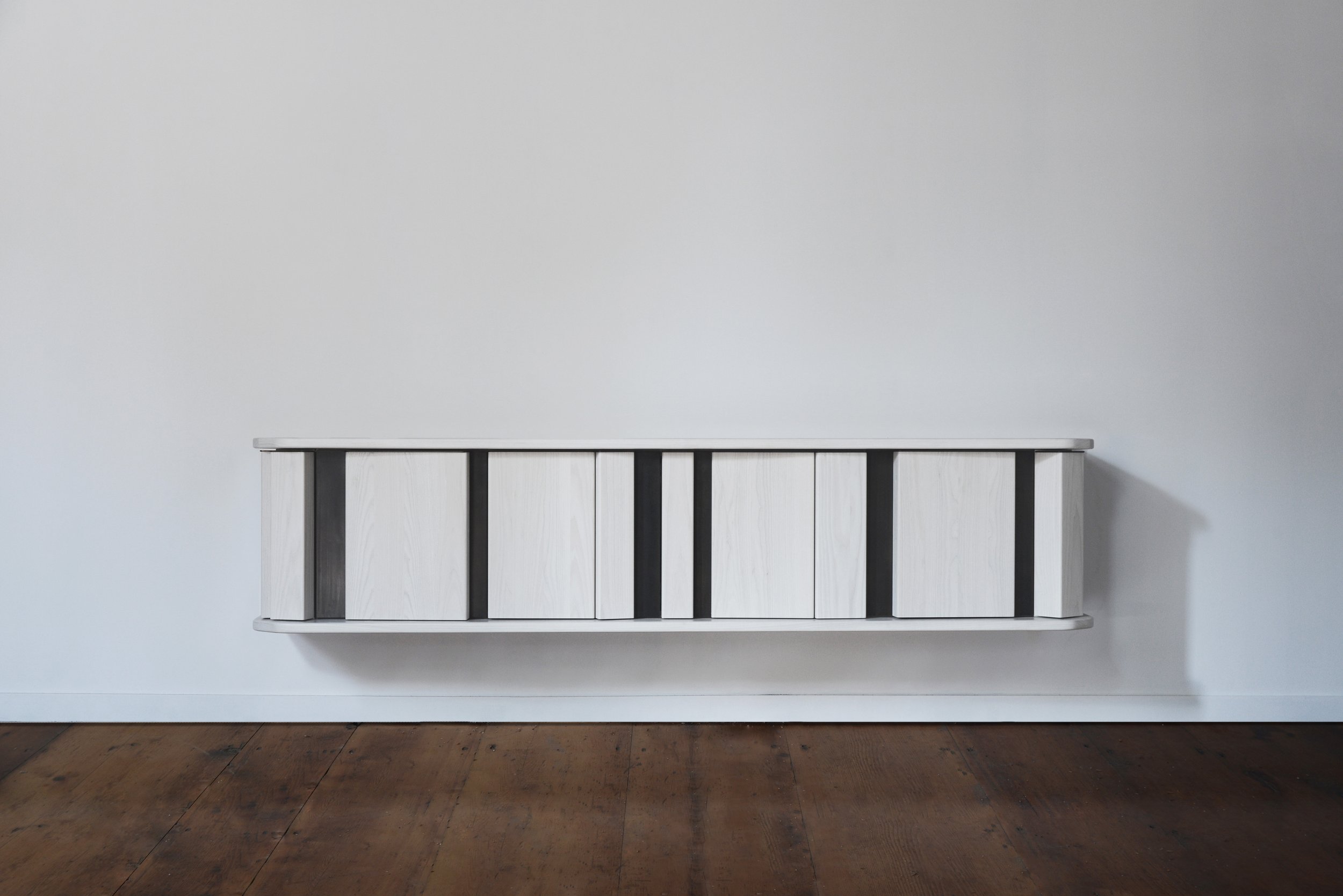 SIMON_JOHNS_DIAMOND_SIDEBOARD_BONE_WHITE_01.jpg