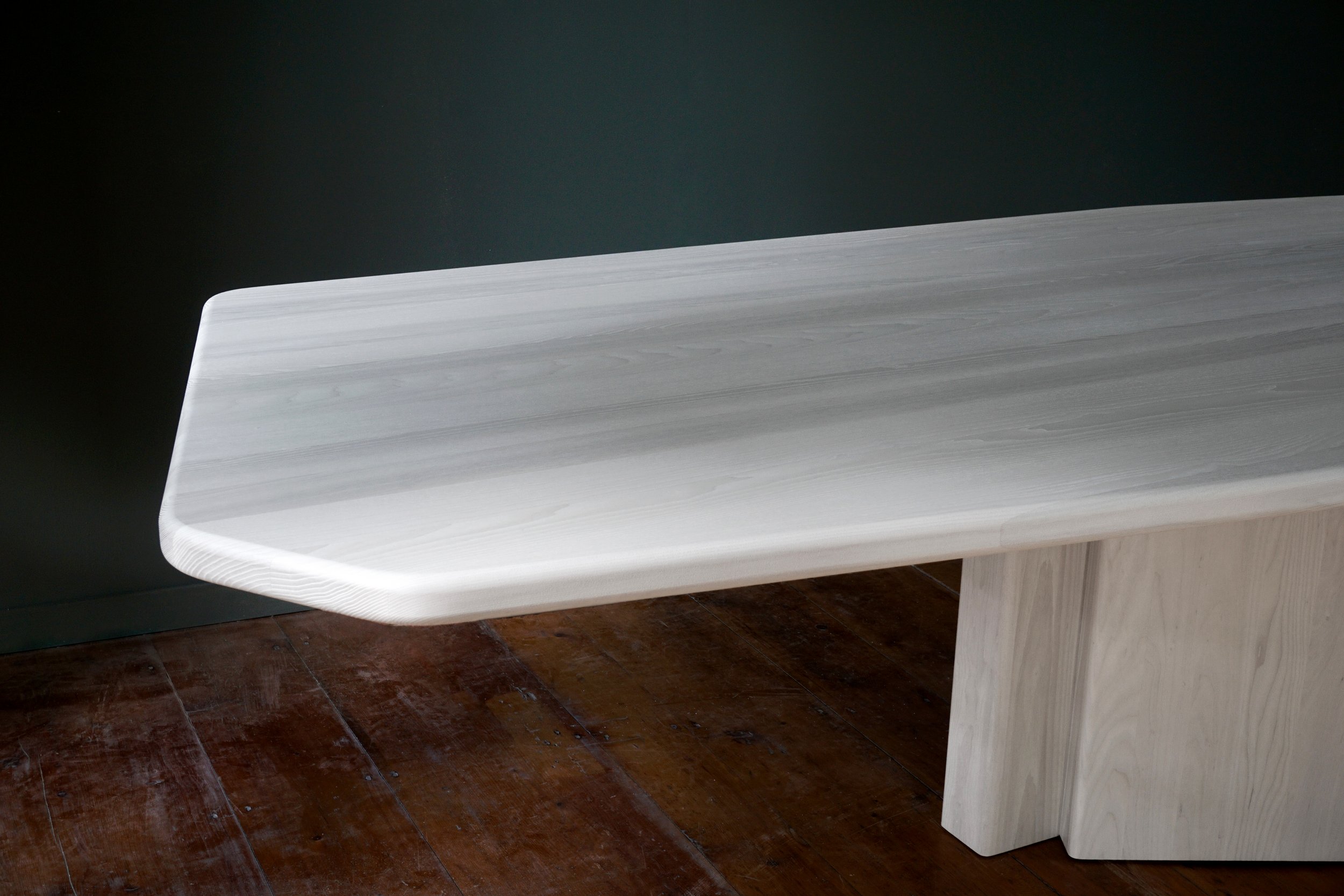 SIMON_JOHNS_DIAMOND_TABLE_BONE_WHITE_02.jpg