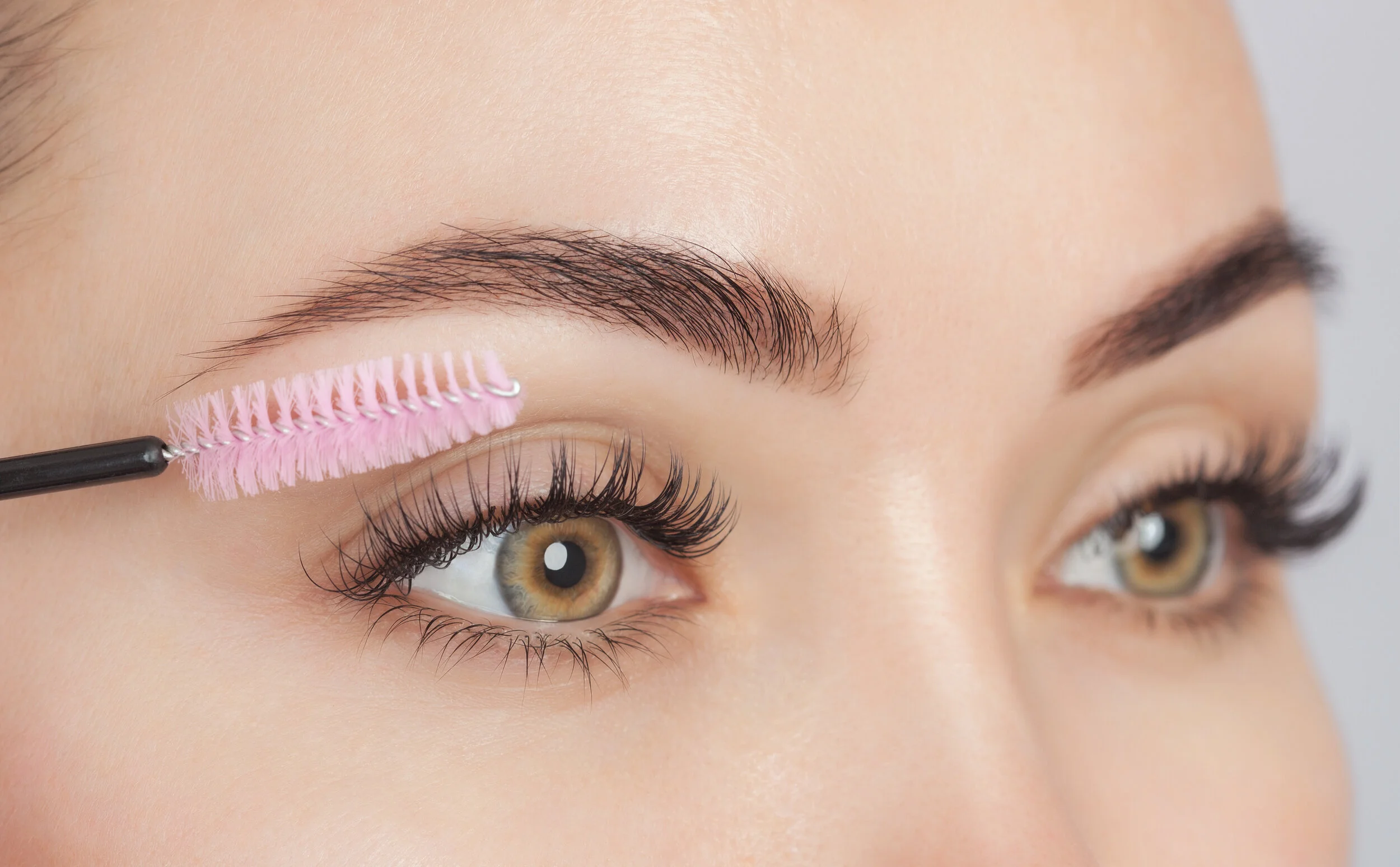 Formation rehaussement de cils et teinture des cils / sourcils