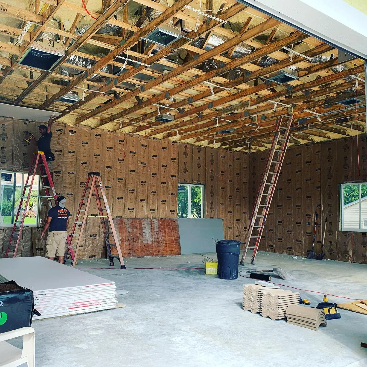 #frame #drywall #finishlevel5 #painting 🙏🇺🇸